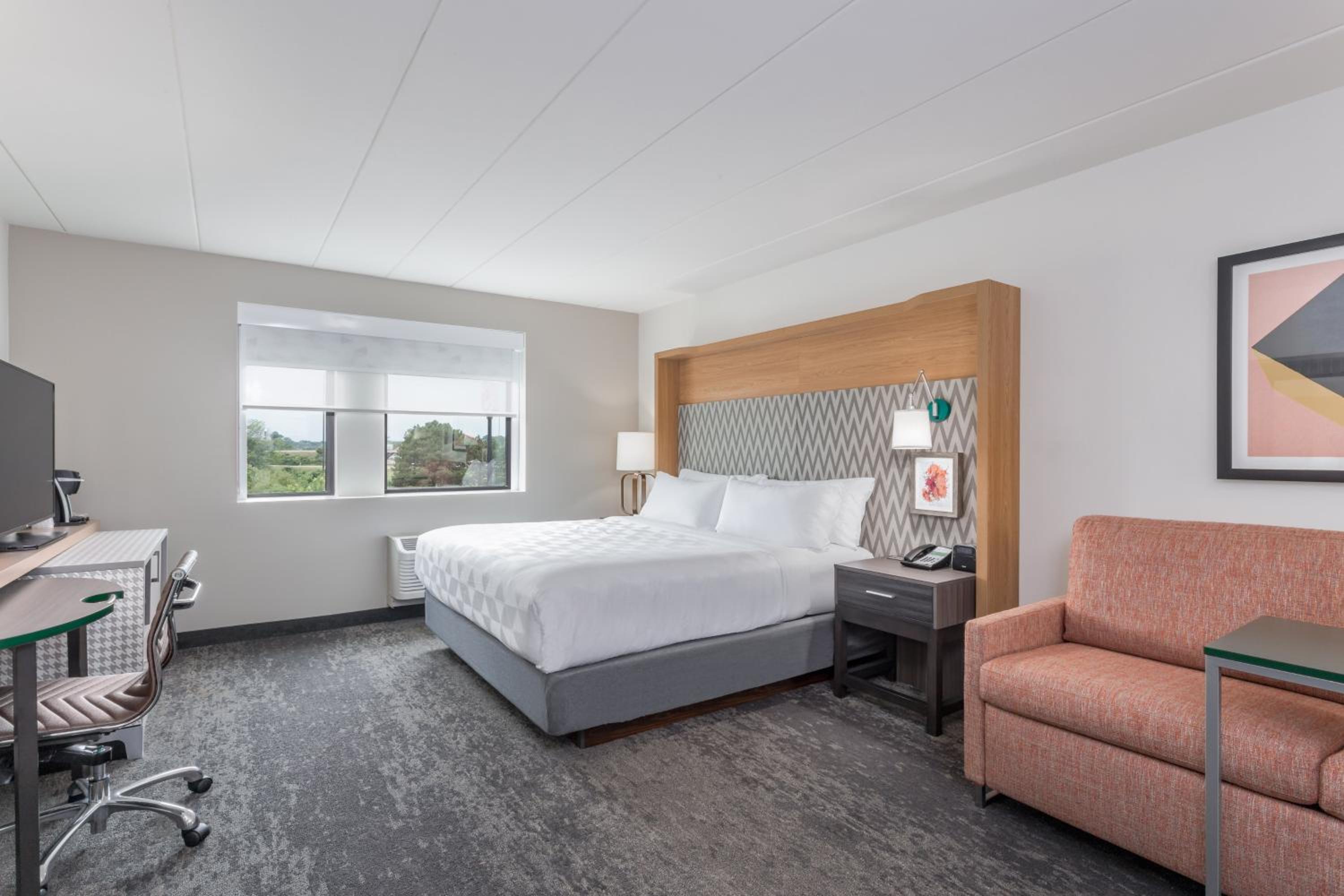 Standard King Room with Sofa Bed