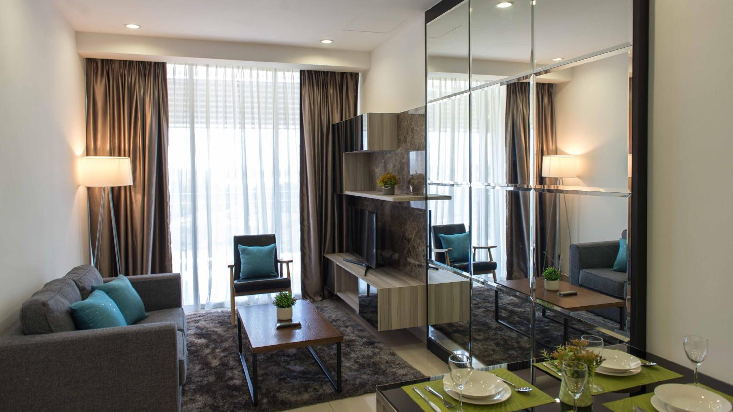 Deluxe Family Suite