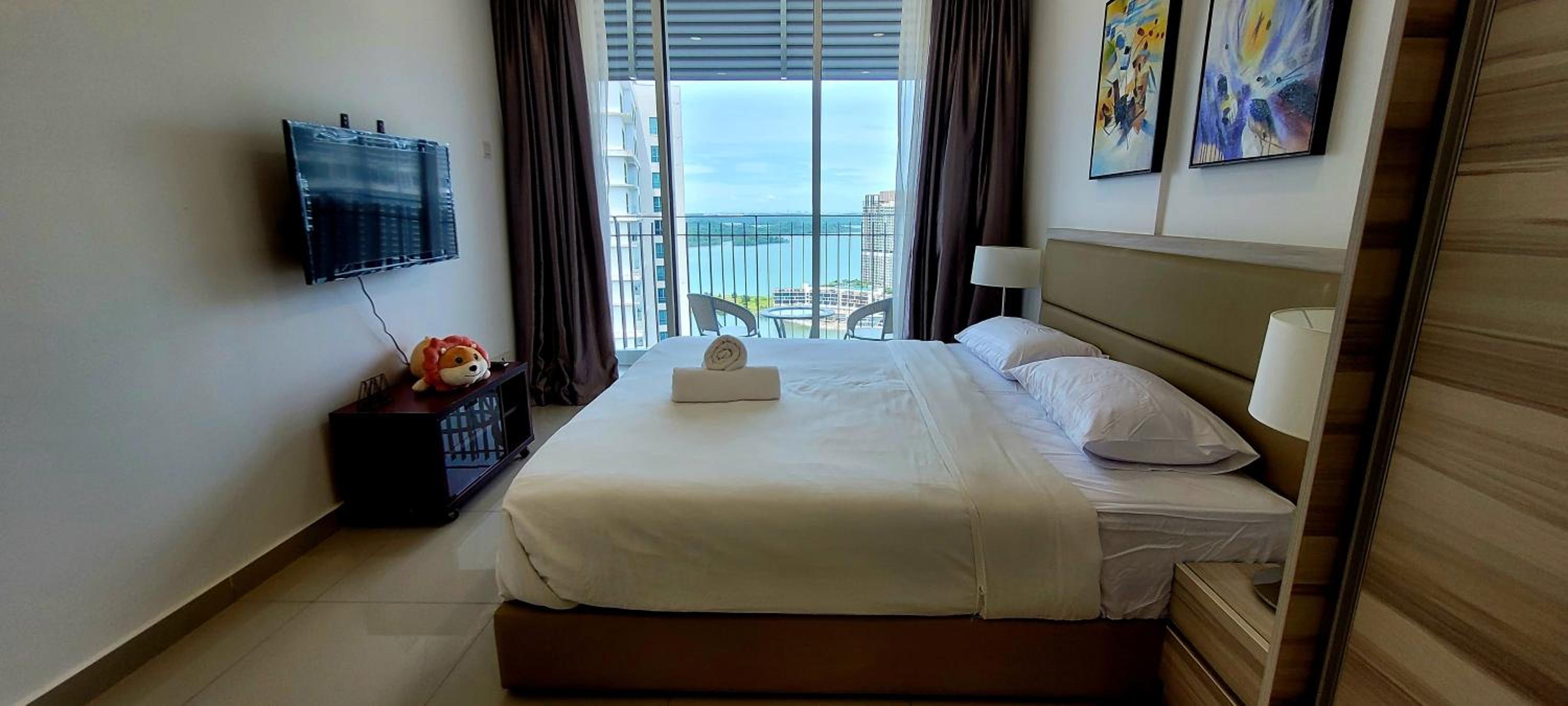Studio with Sea View