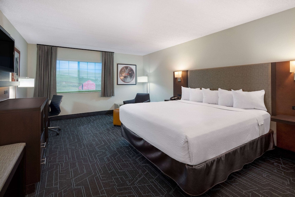 Standard Room, 1 King Bed