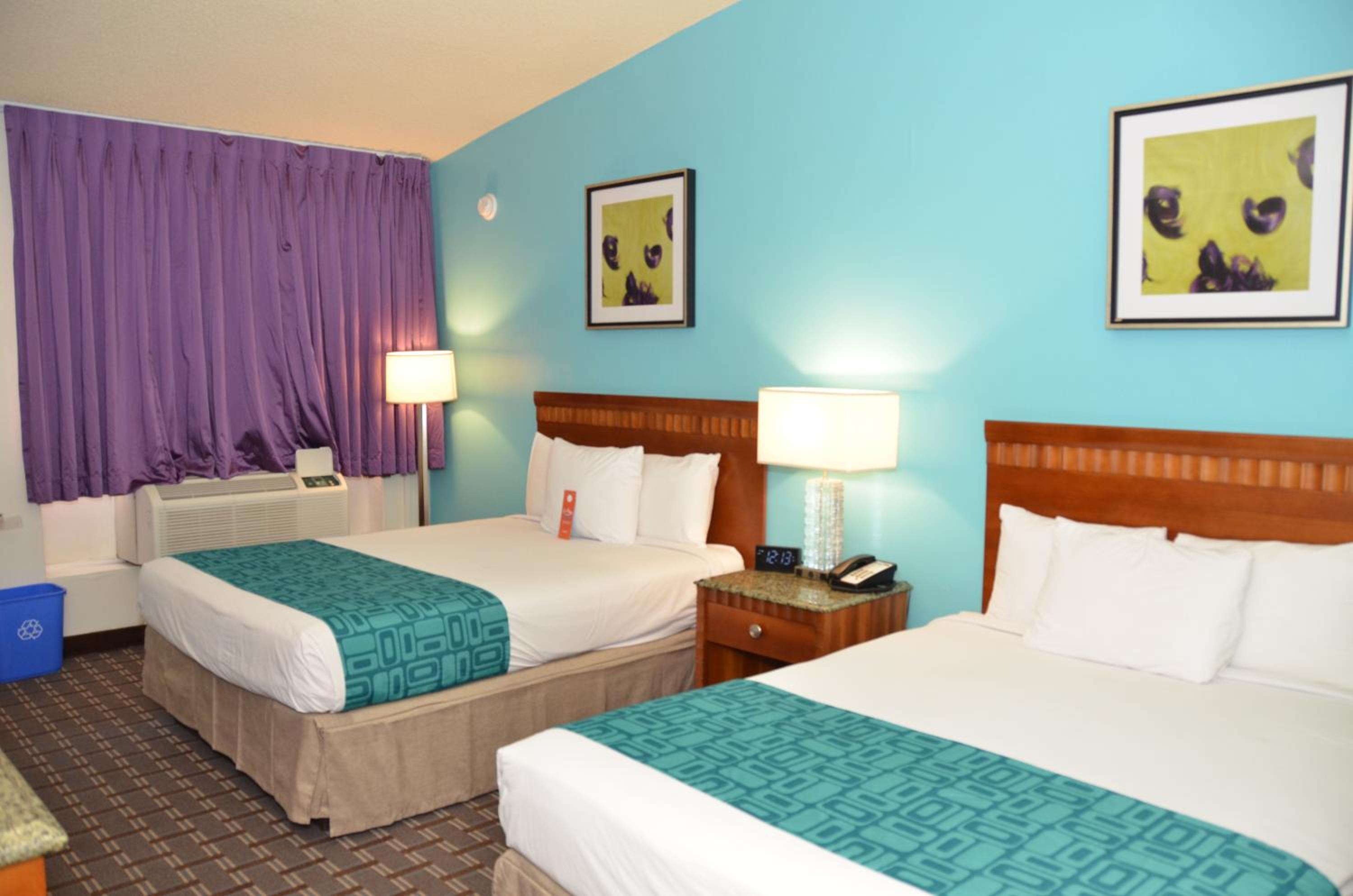 Queen Room with Two Queen Beds - Non-Smoking