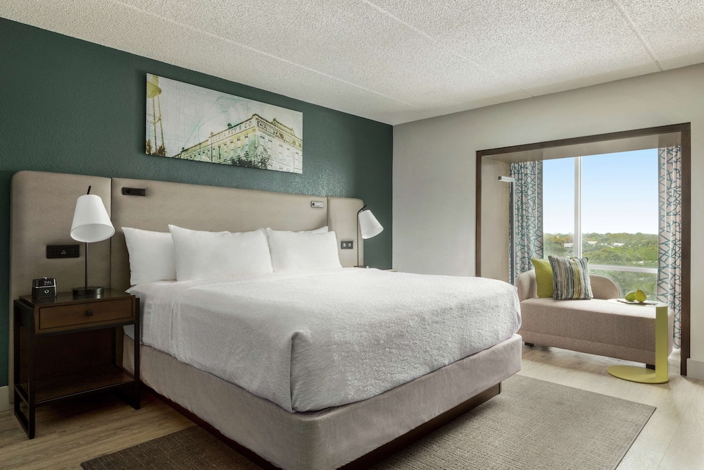 Suite, 1 King Bed (Vita A La Piscina)