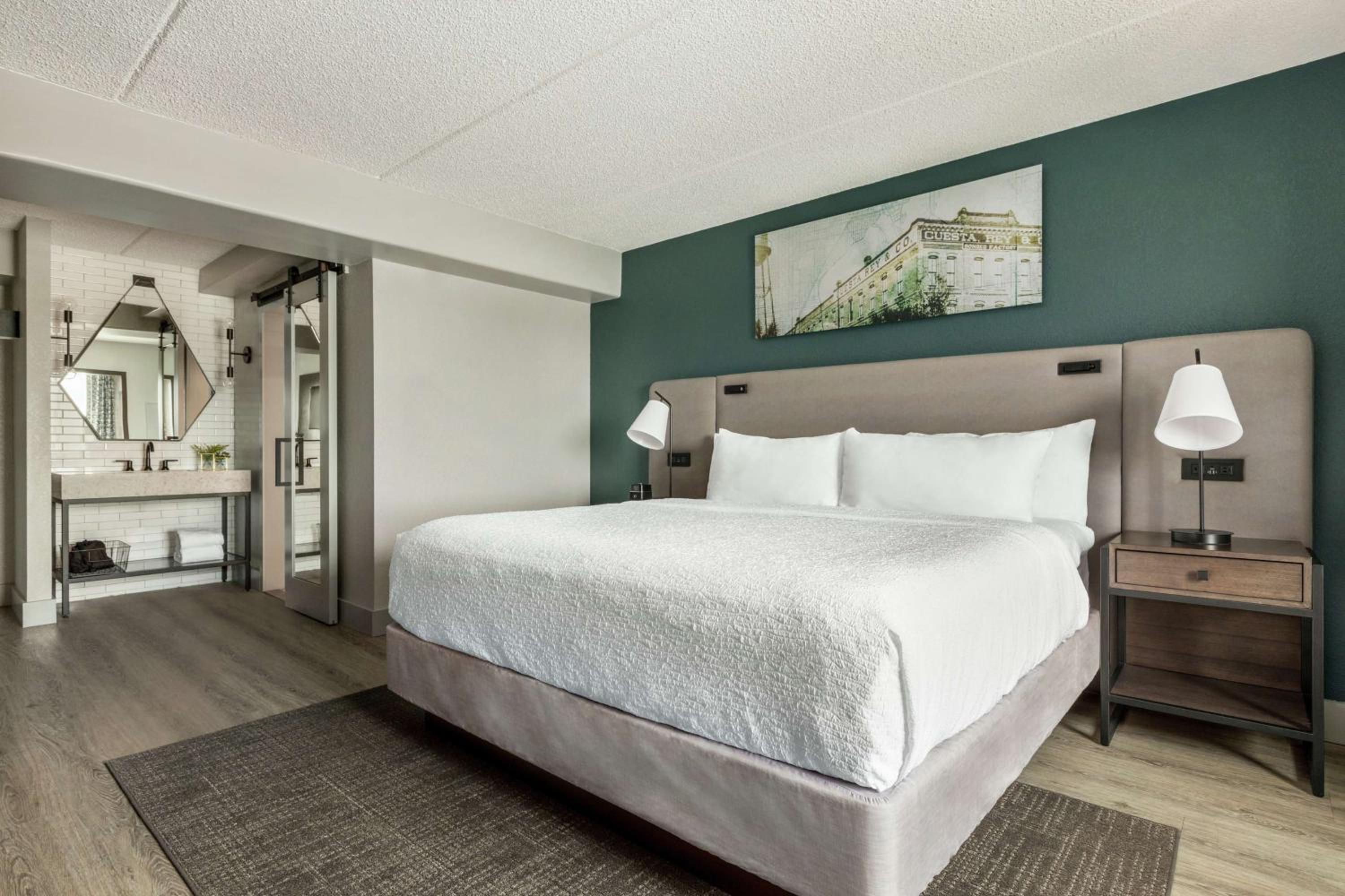 King Room