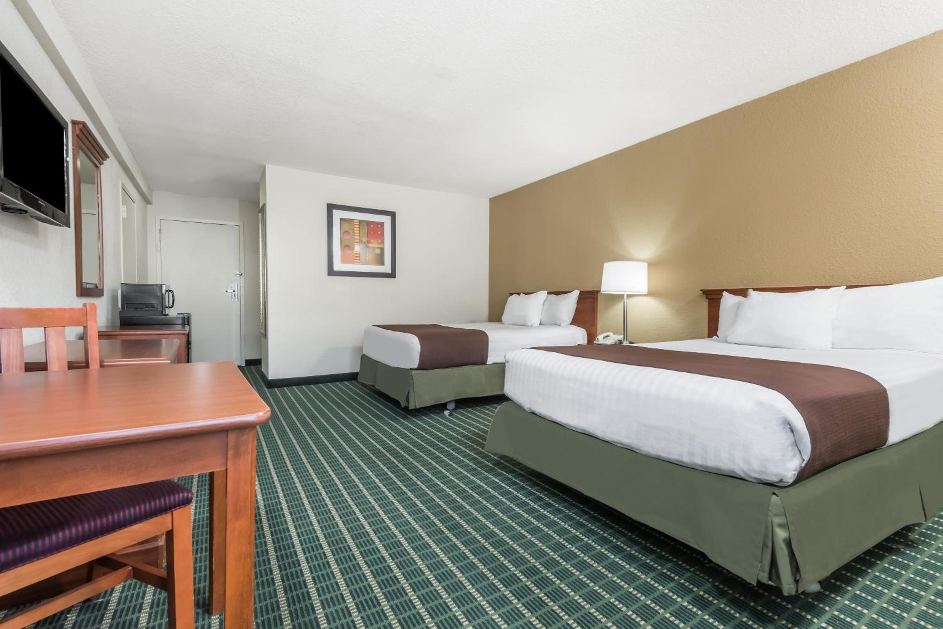 Deluxe Double Room - Disability Access/Non-Smoking