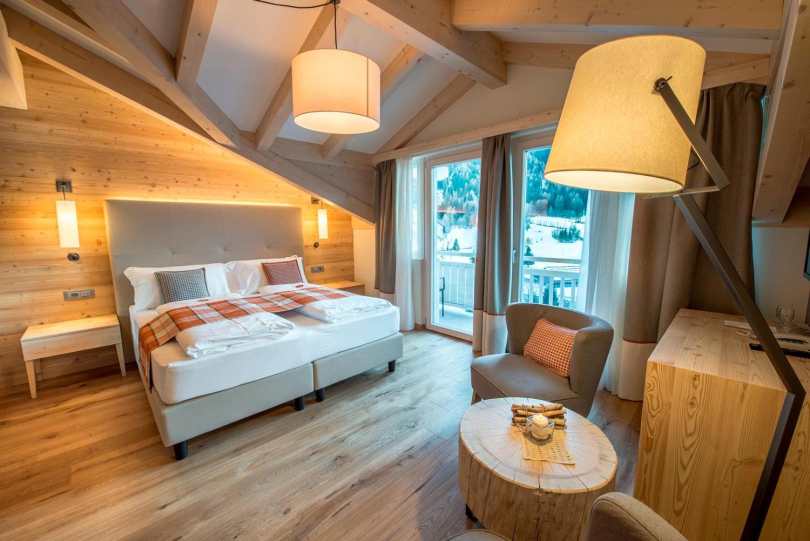 Double Room with Mountain View