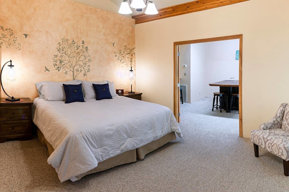 Apartment (1 Bedroom)