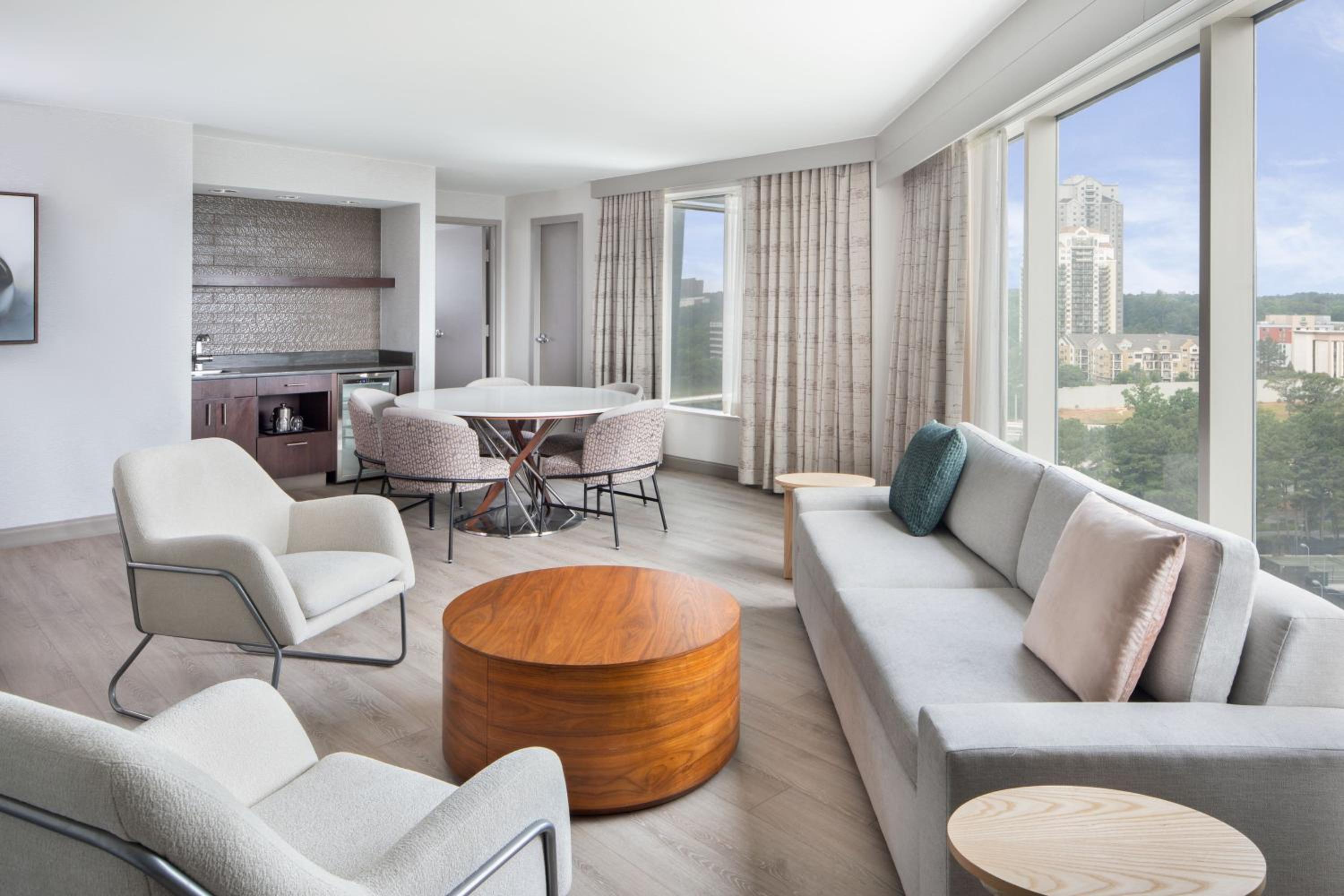 One-Bedroom Suite