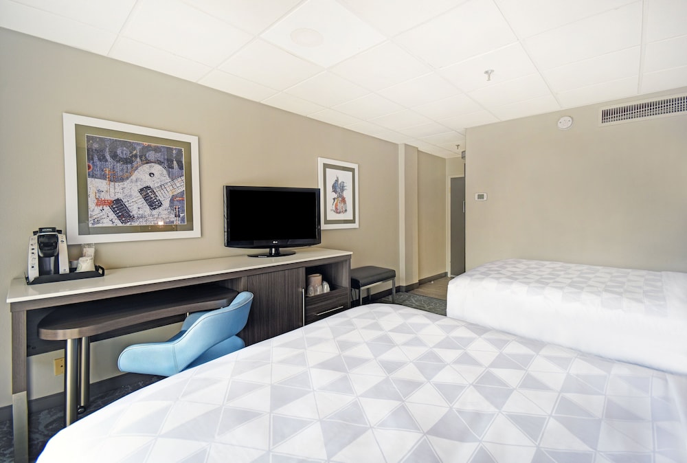 Standard Room, 2 Double Beds, City View