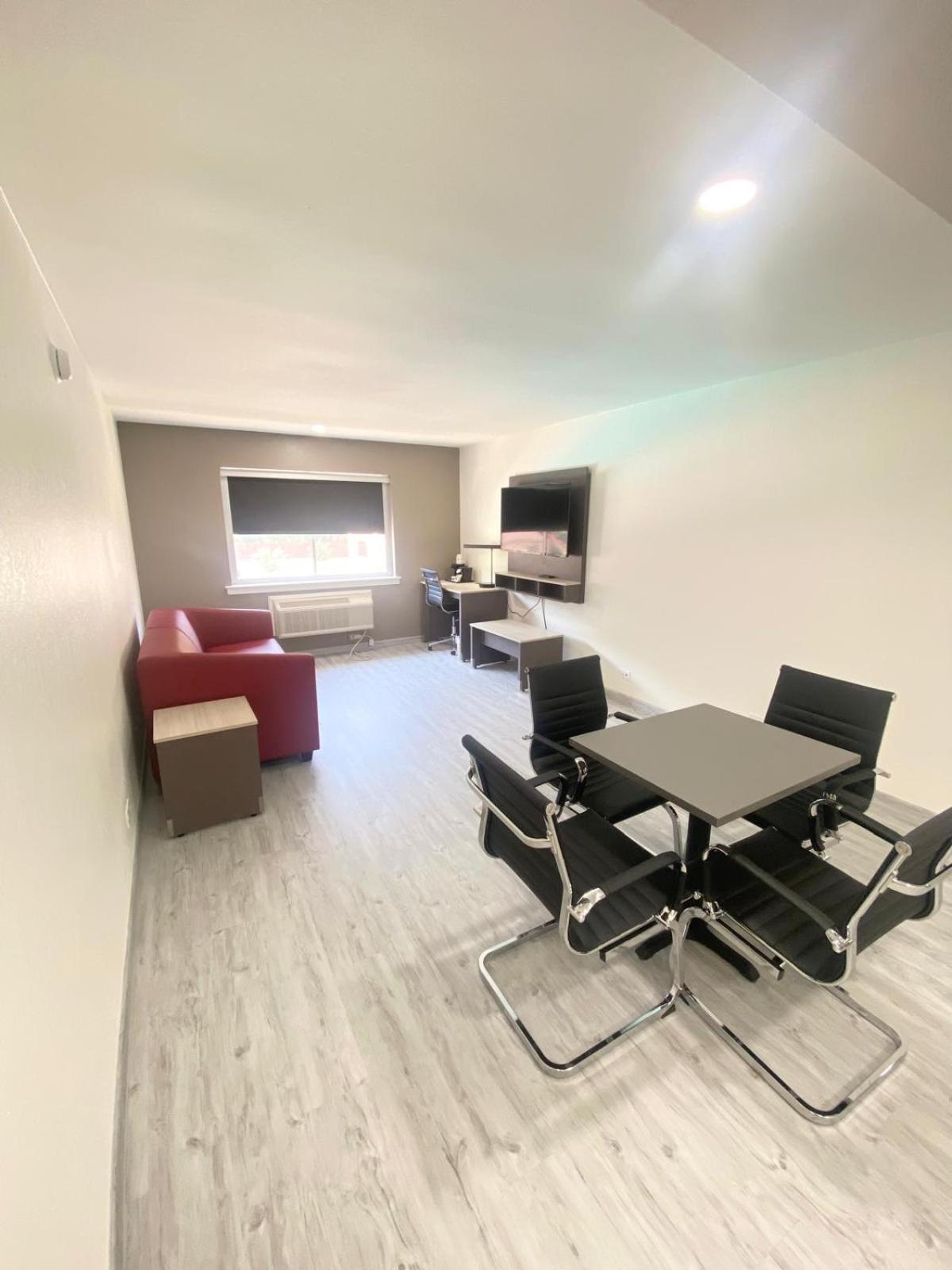 Primary Suite with One King Bed and Sofa Bed - Non-Smoking