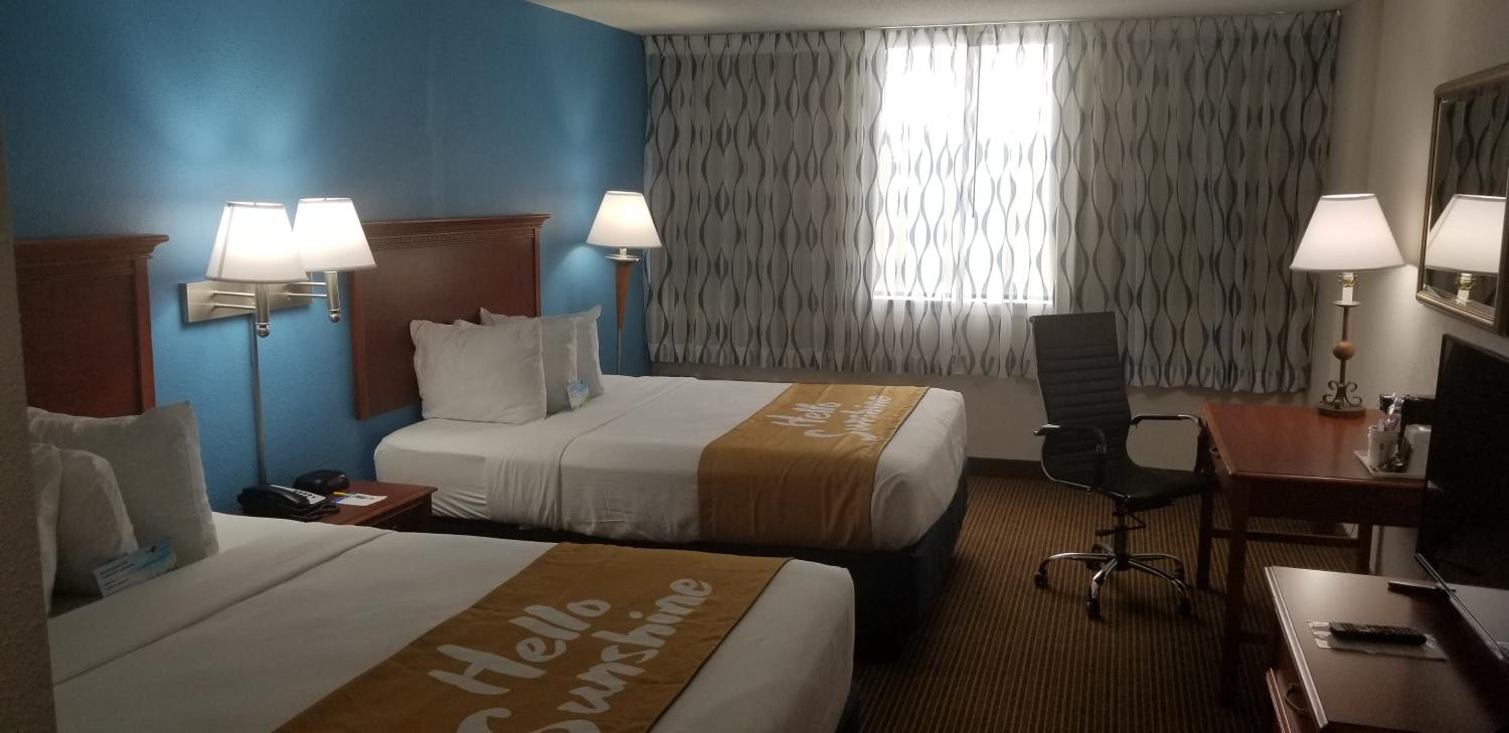 Queen Room with Two Queen Beds - Non-Smoking