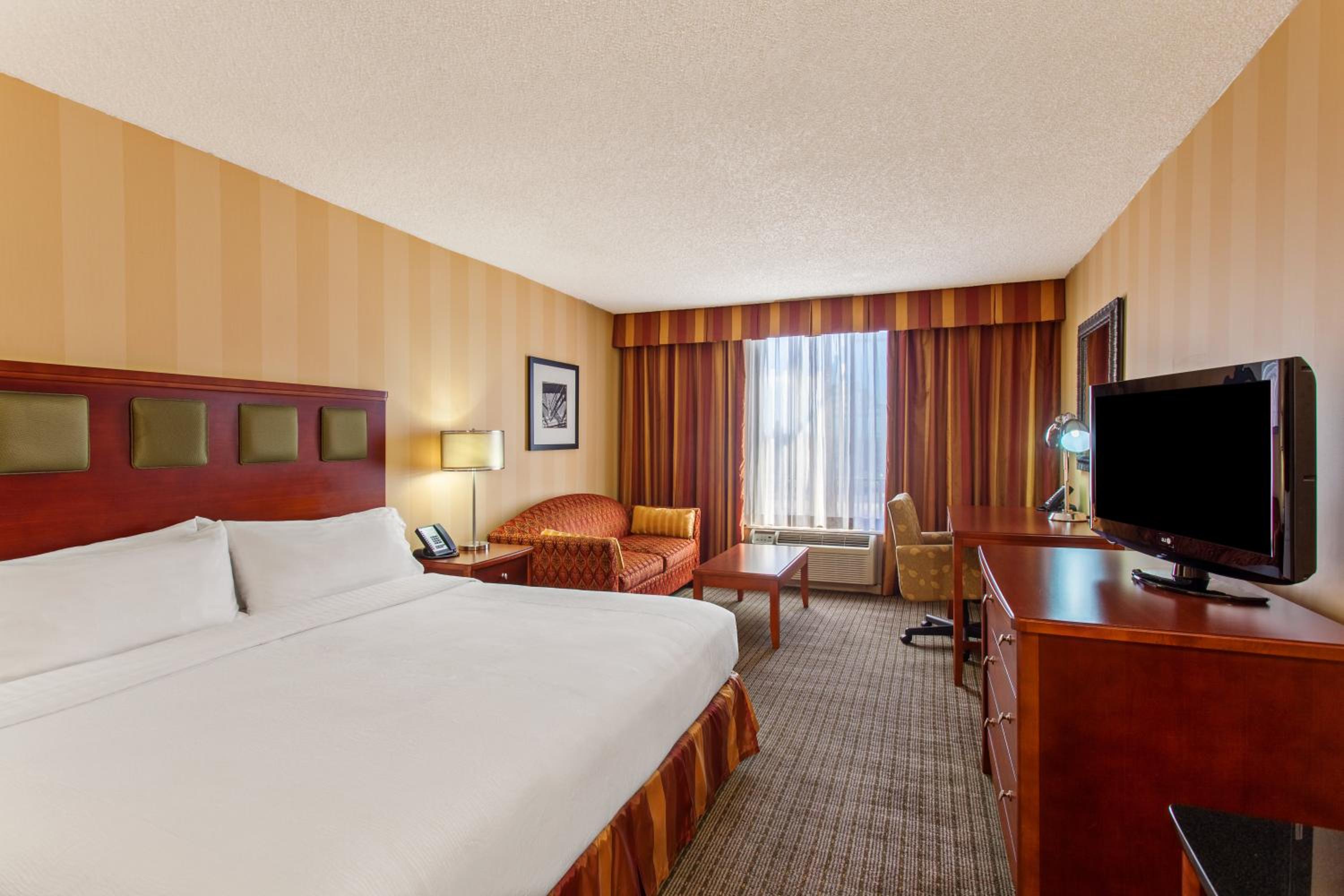 Executive King Room