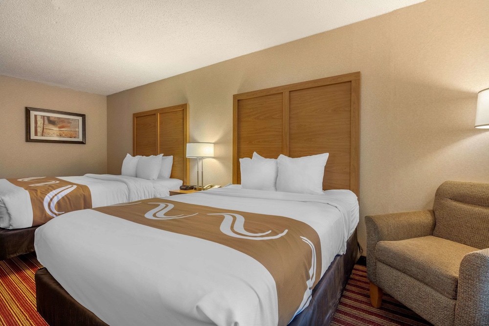 Room, 2 Queen Beds, Smoking