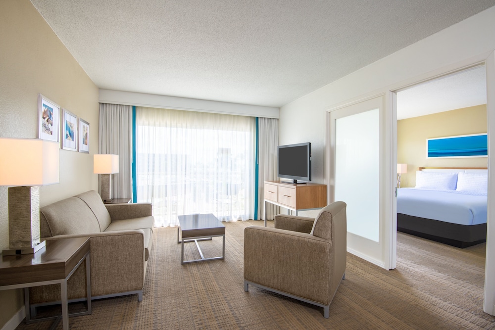 Suite, 1 Bedroom, Resort View