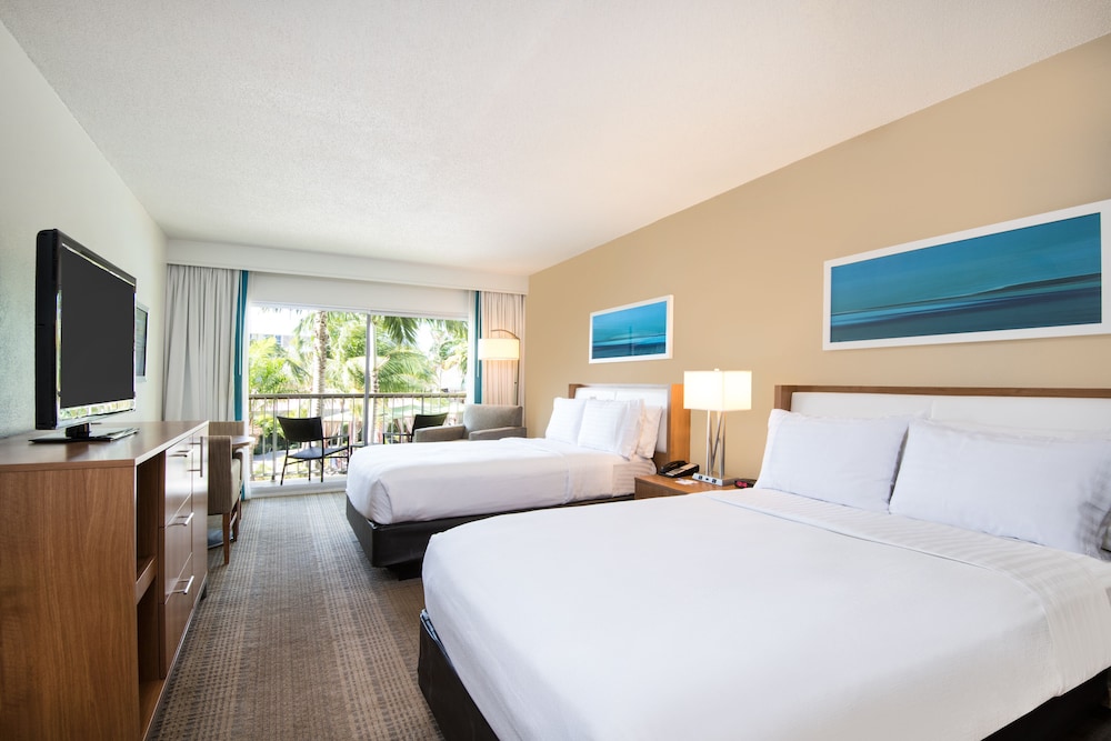 Standard Room, 2 Double Beds, Resort View
