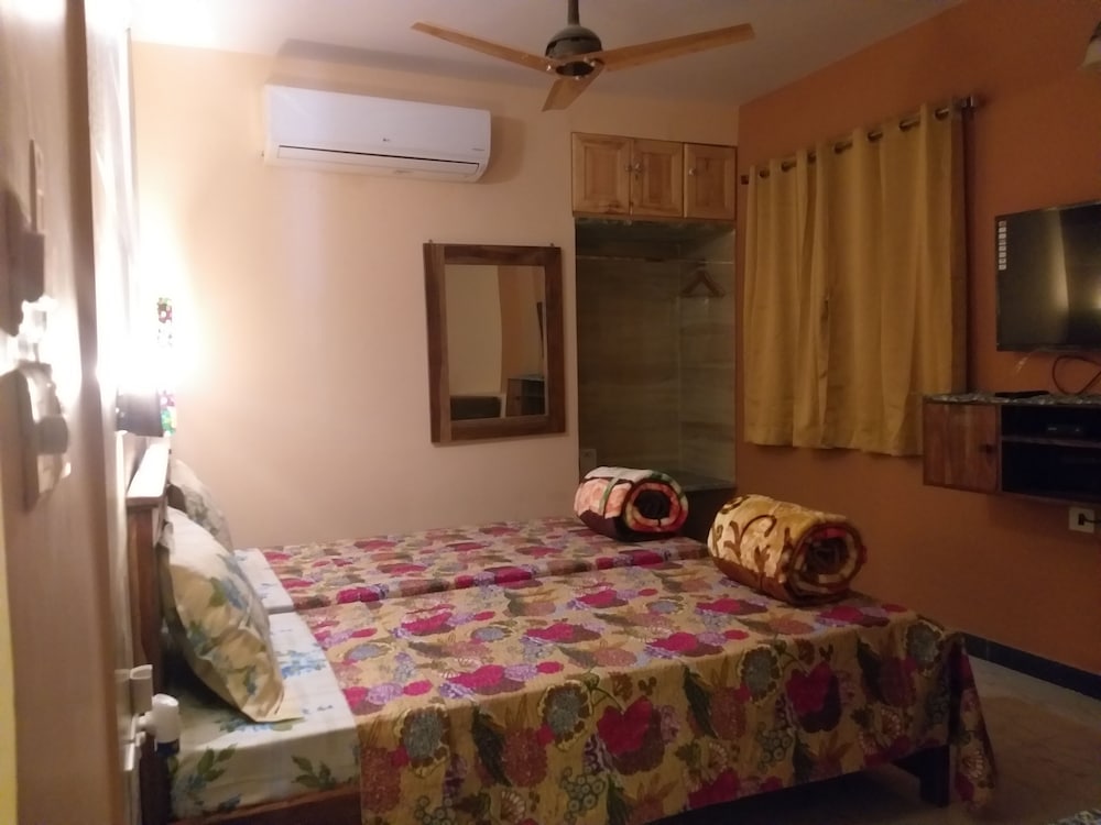 Family Studio, 2 Twin Bed
