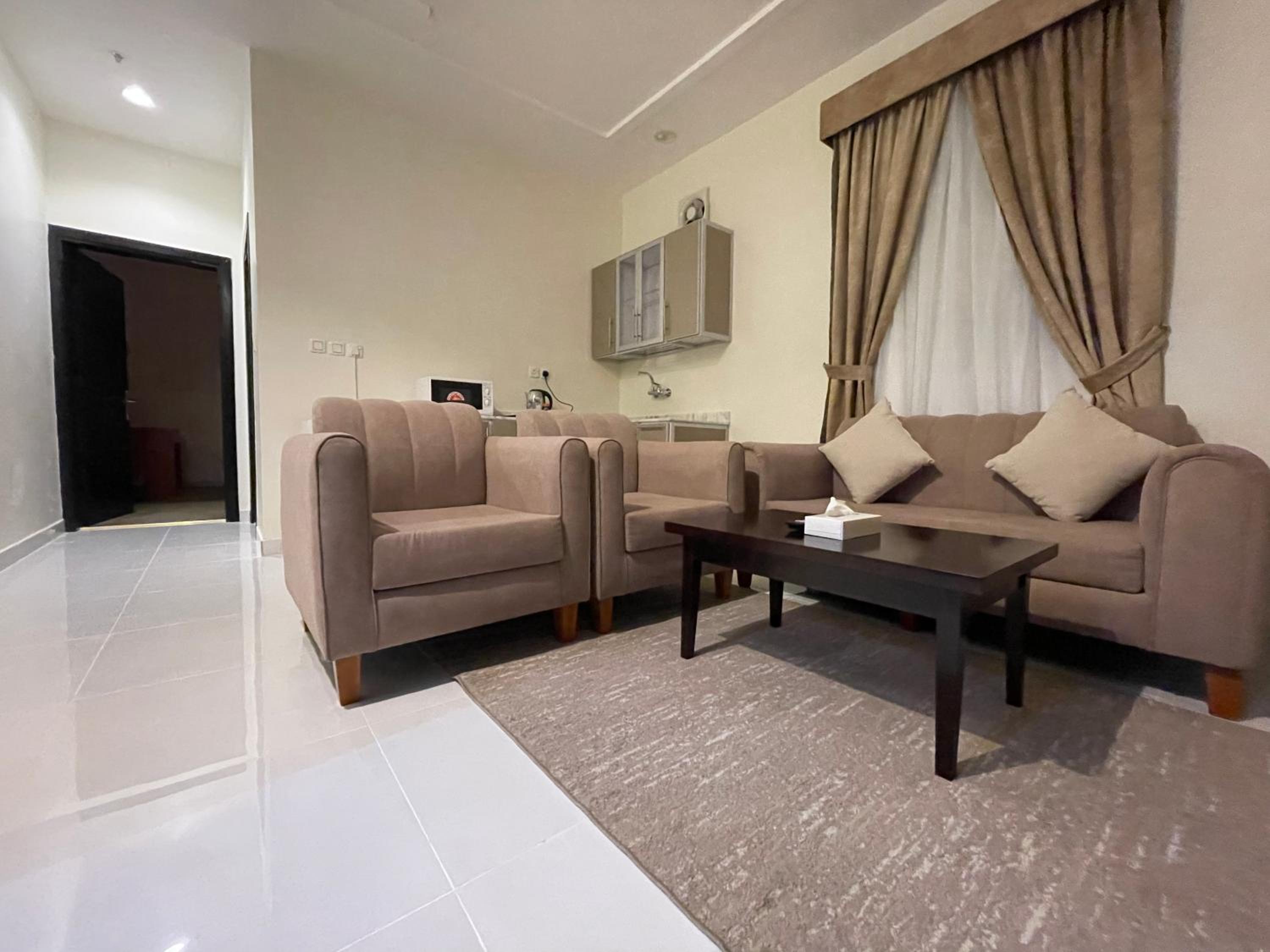 One-Bedroom Apartment