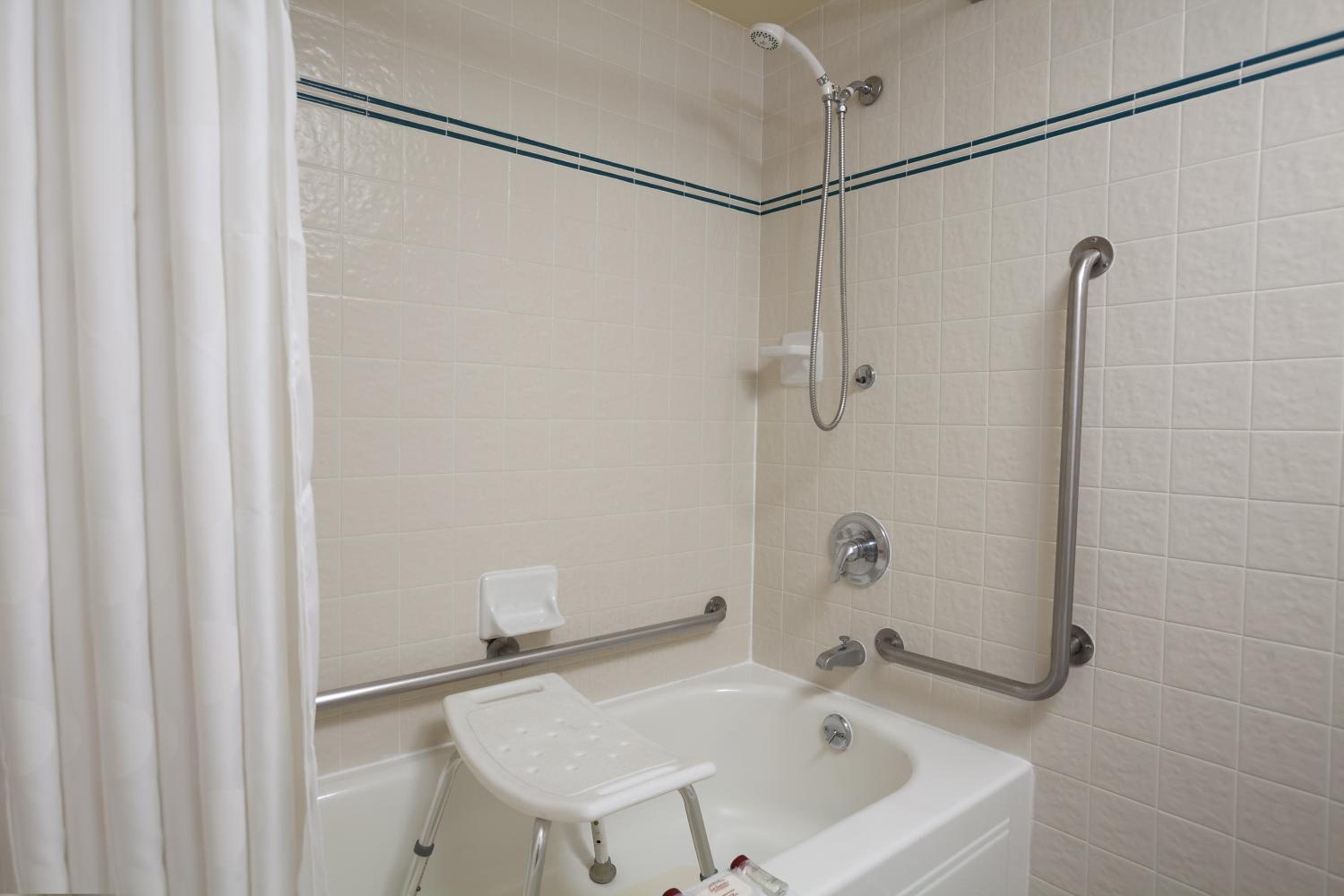 King Room - Mobility Access/Non-Smoking