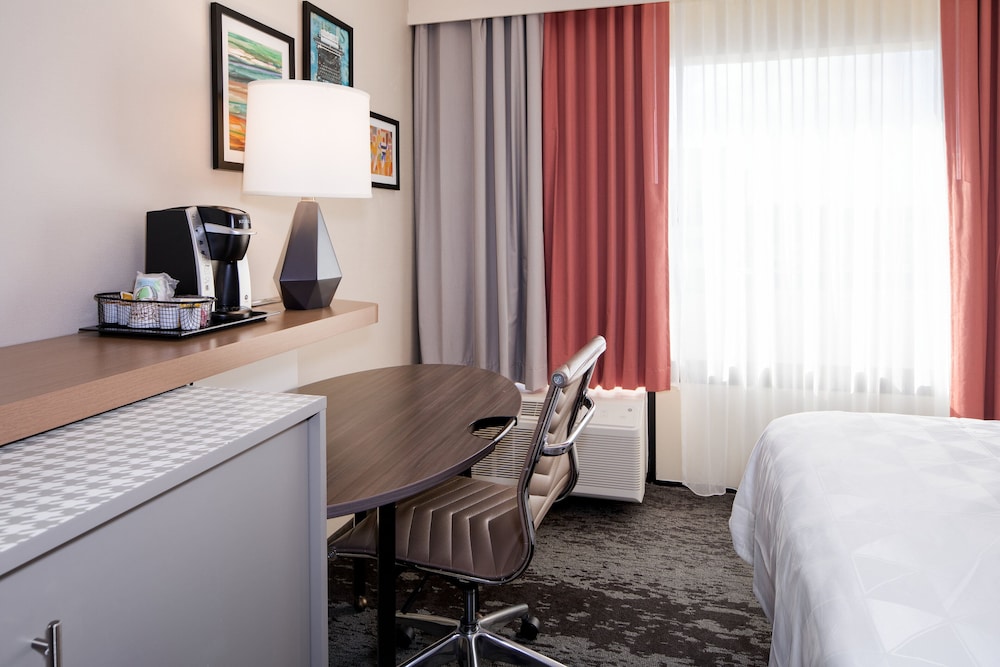 Standard Room (Room Type Based on Availability)