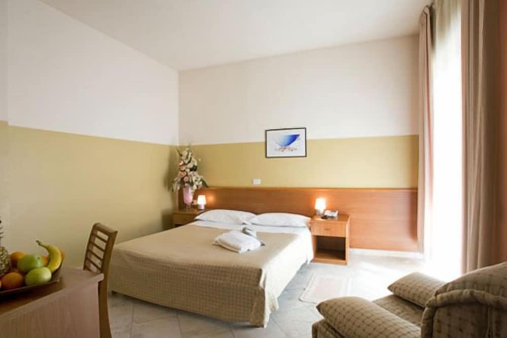 Double Room, Non Smoking