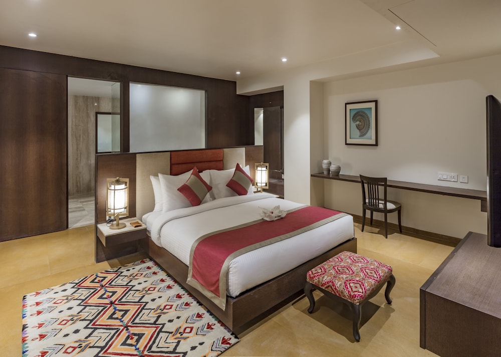 Queen Suite