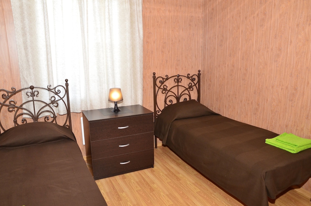 Cottage (8 People)