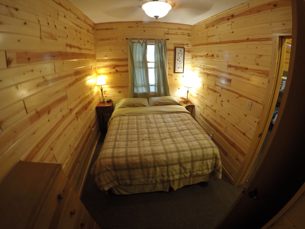 Cabin, 3 Bedrooms, Lake View (Candlewood)