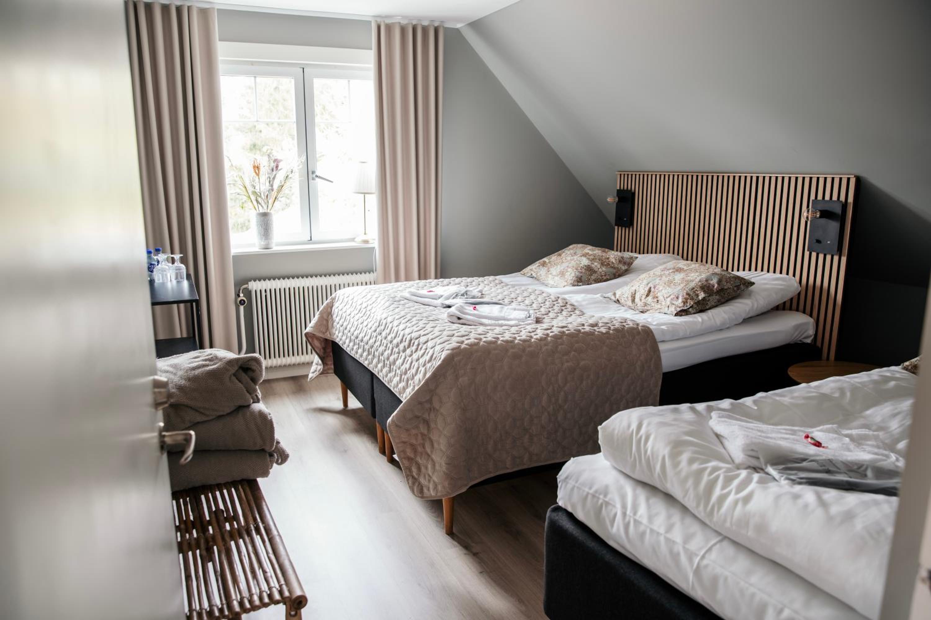 Triple Room with Shared Bathroom