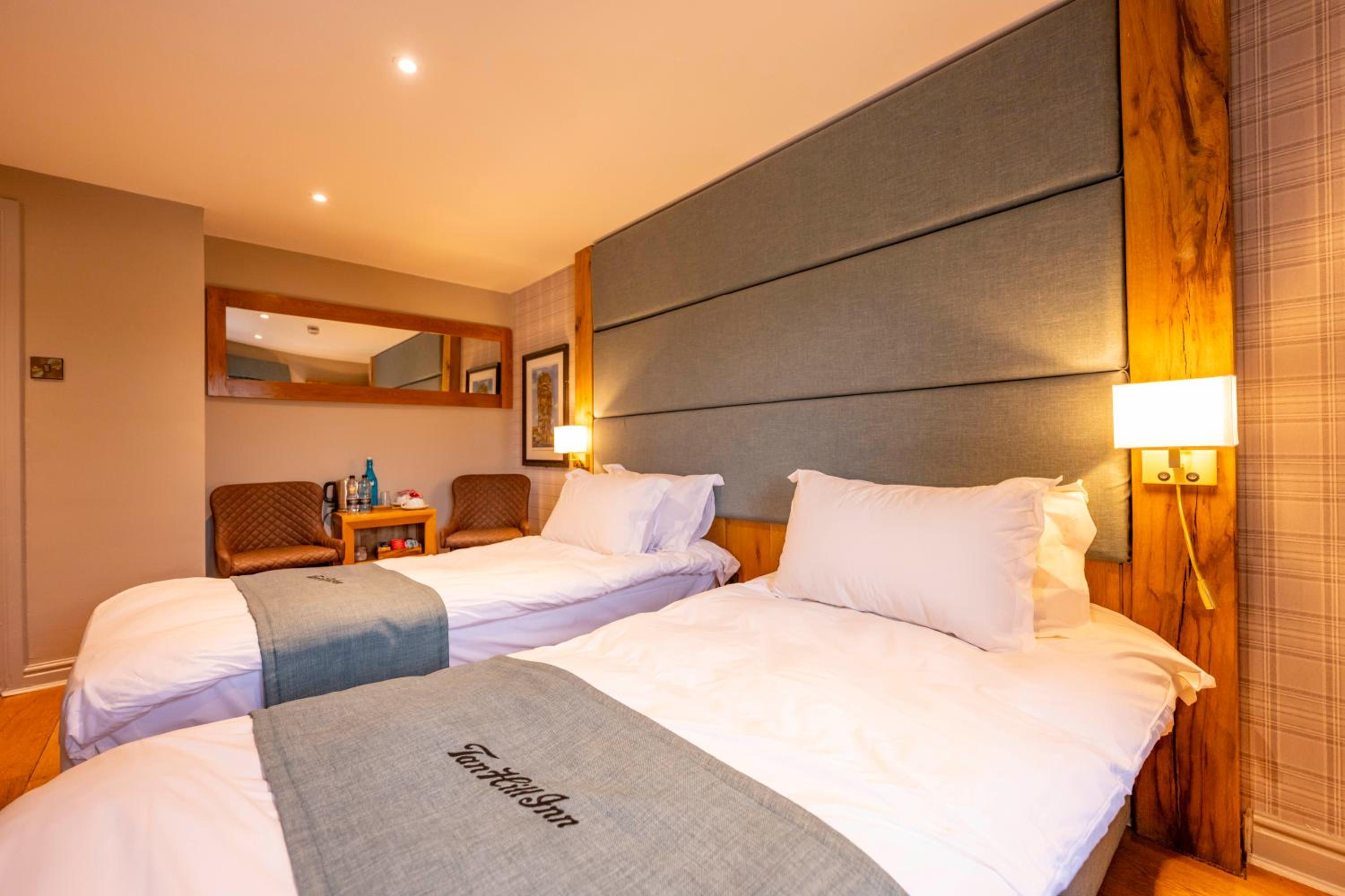 Twin Room with Private Bathroom