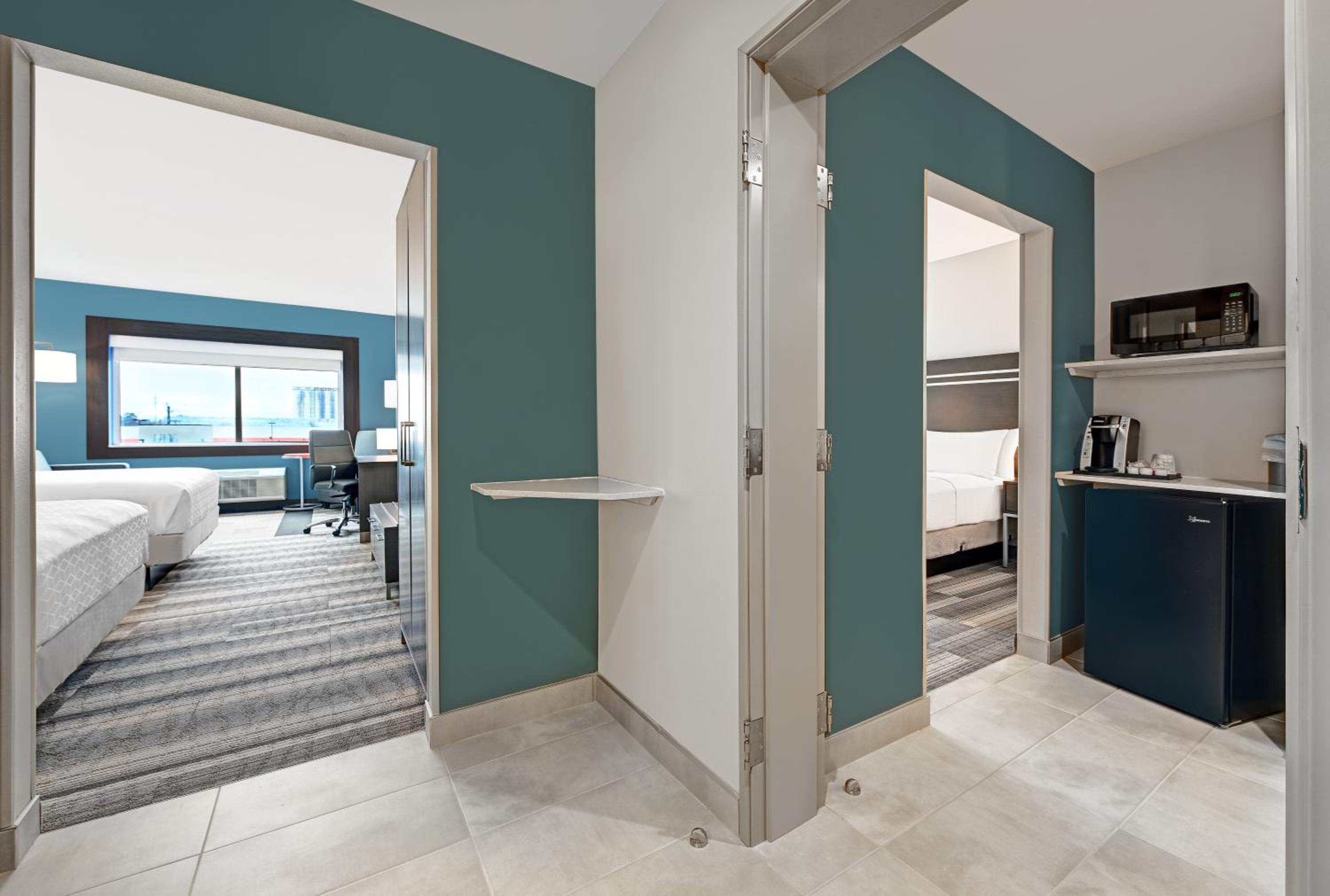 Standard King Room