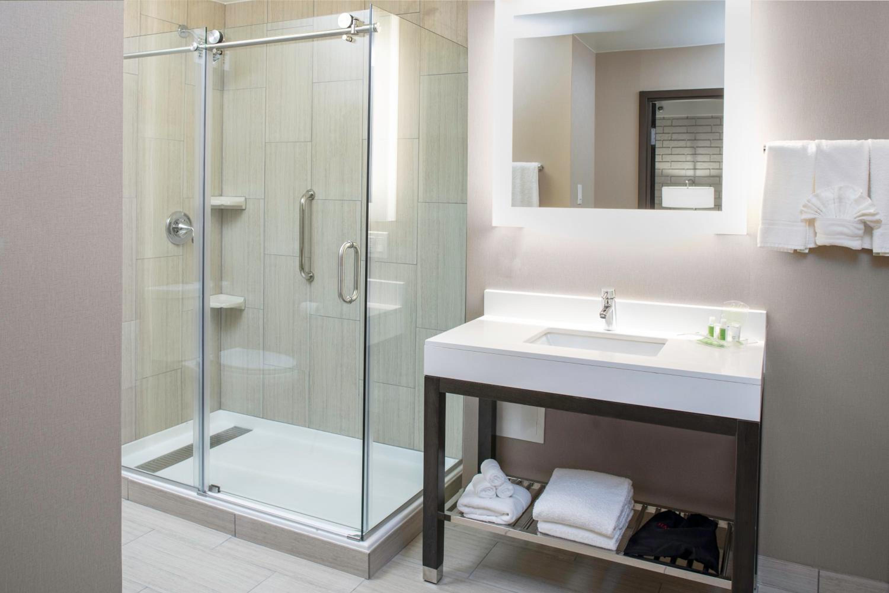 Superior King Suite