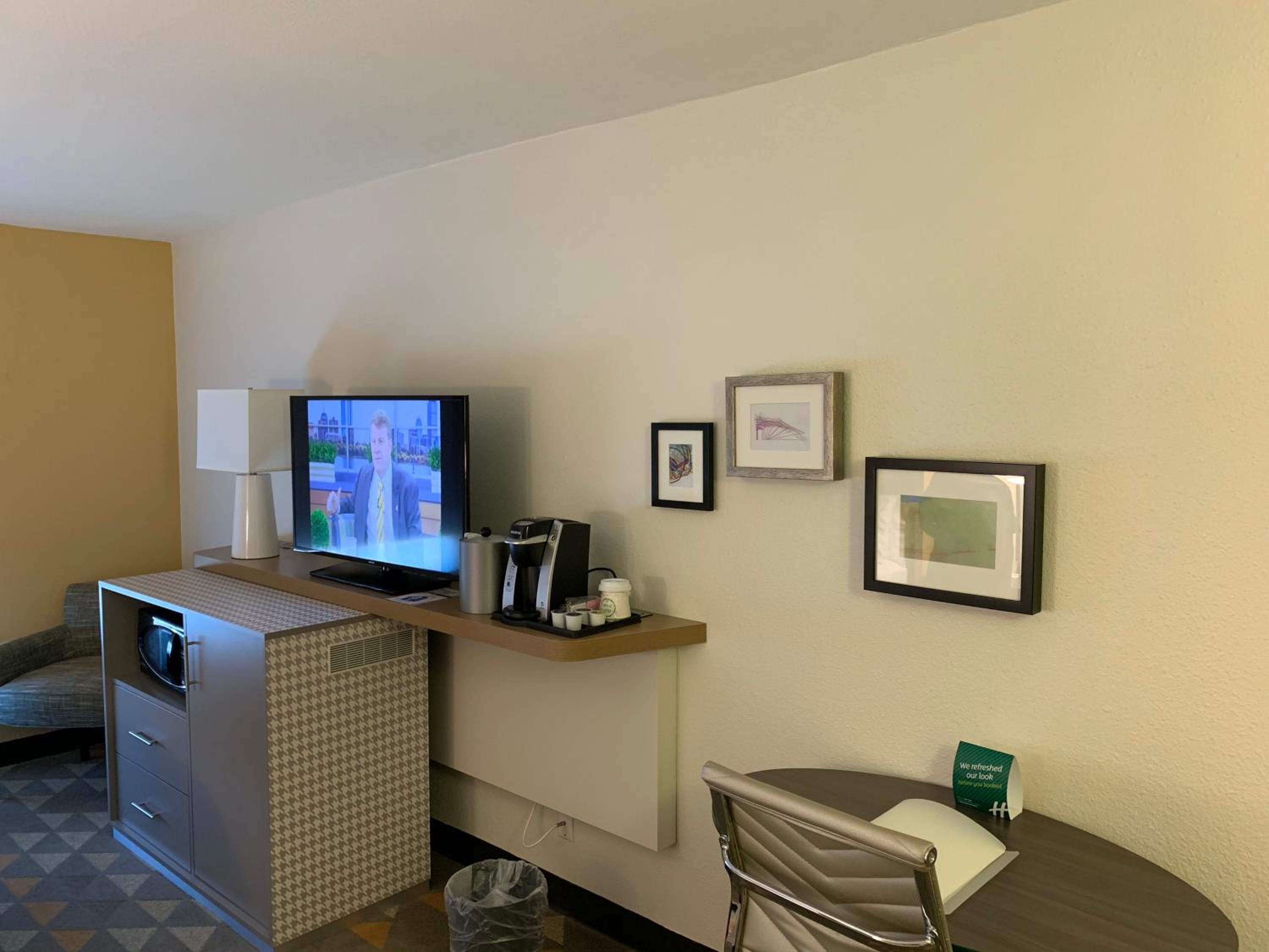 Standard King Room