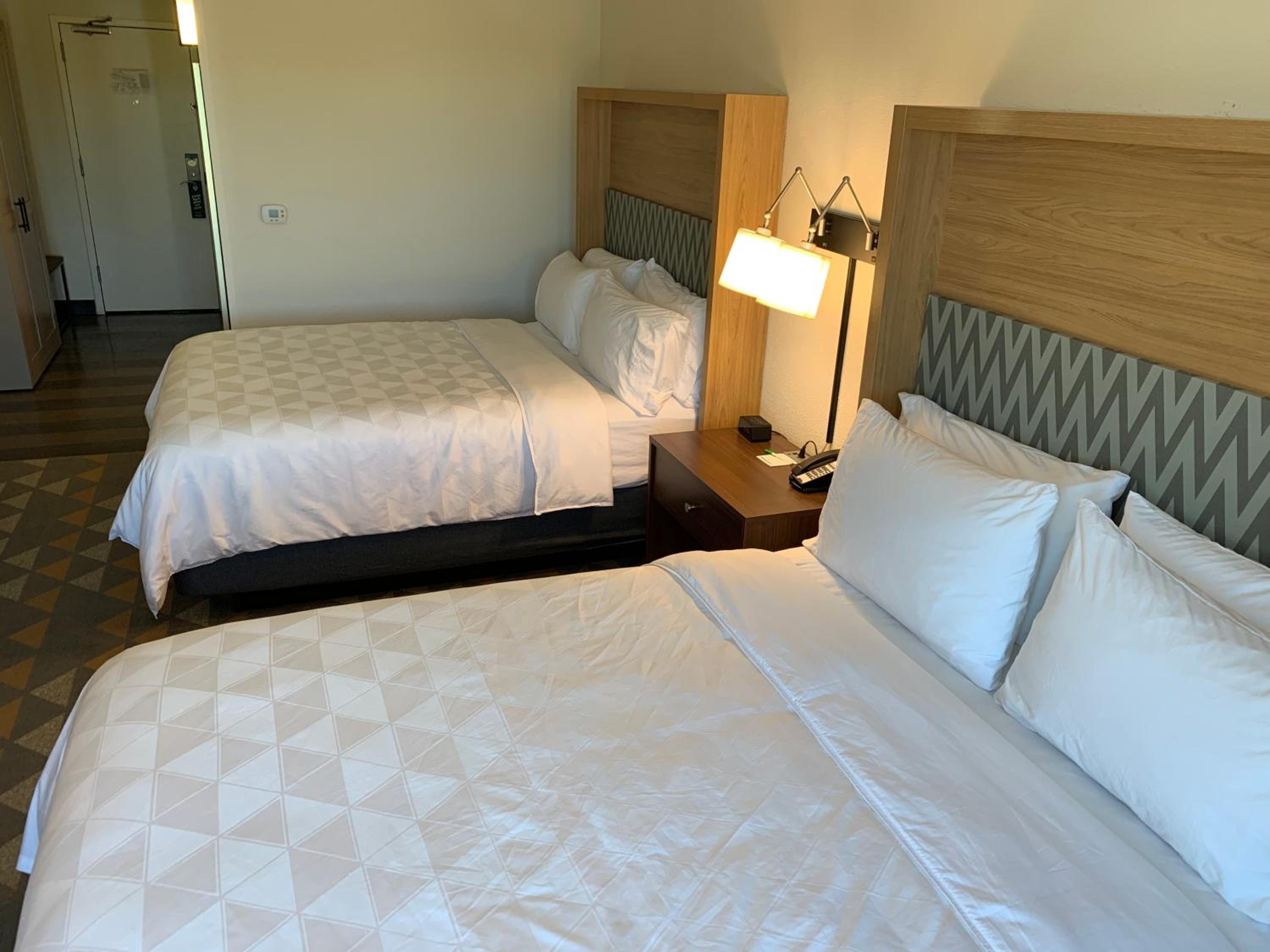Standard Room with Two Queen Beds