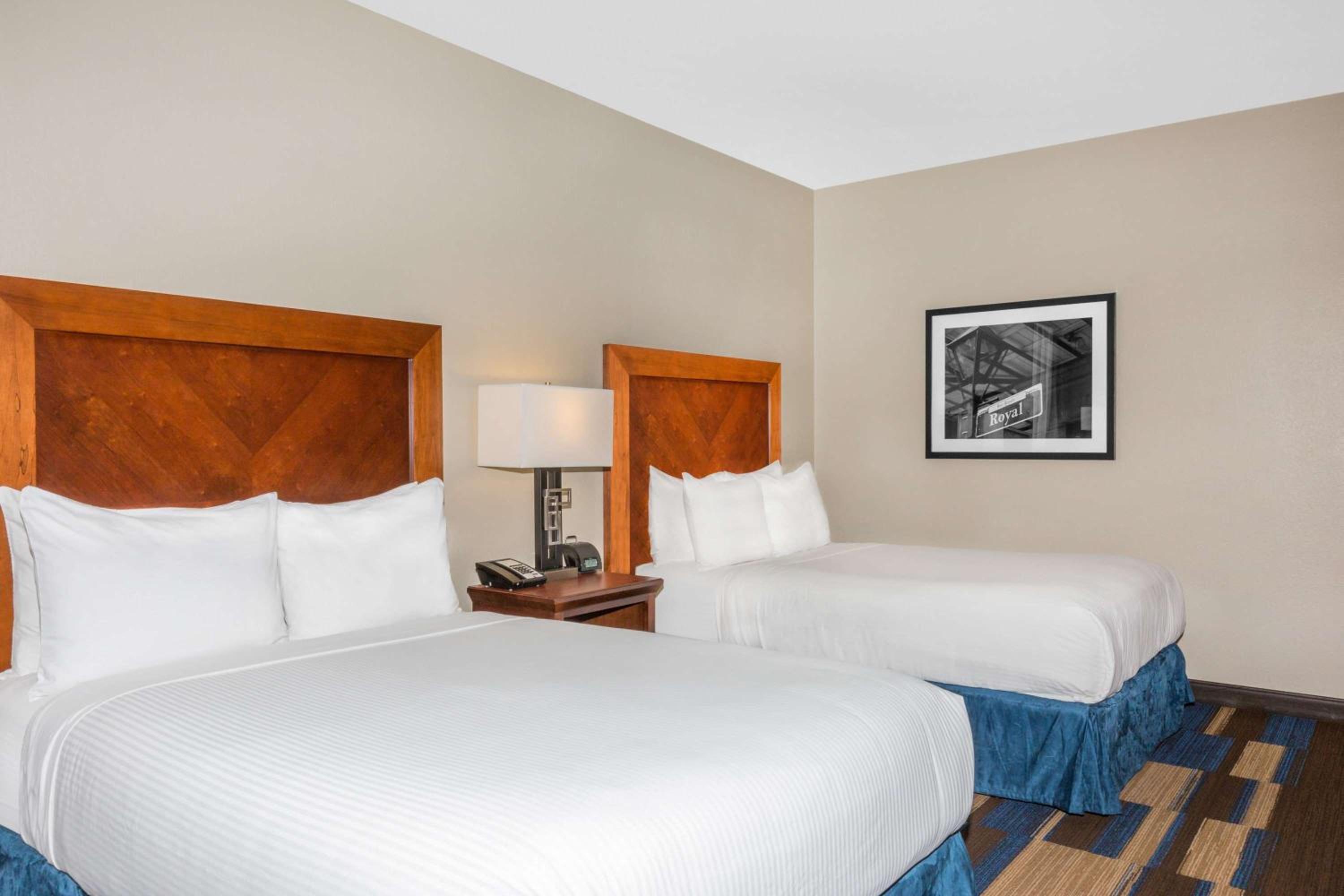 Double Room with Two Double Beds - Non-Smoking