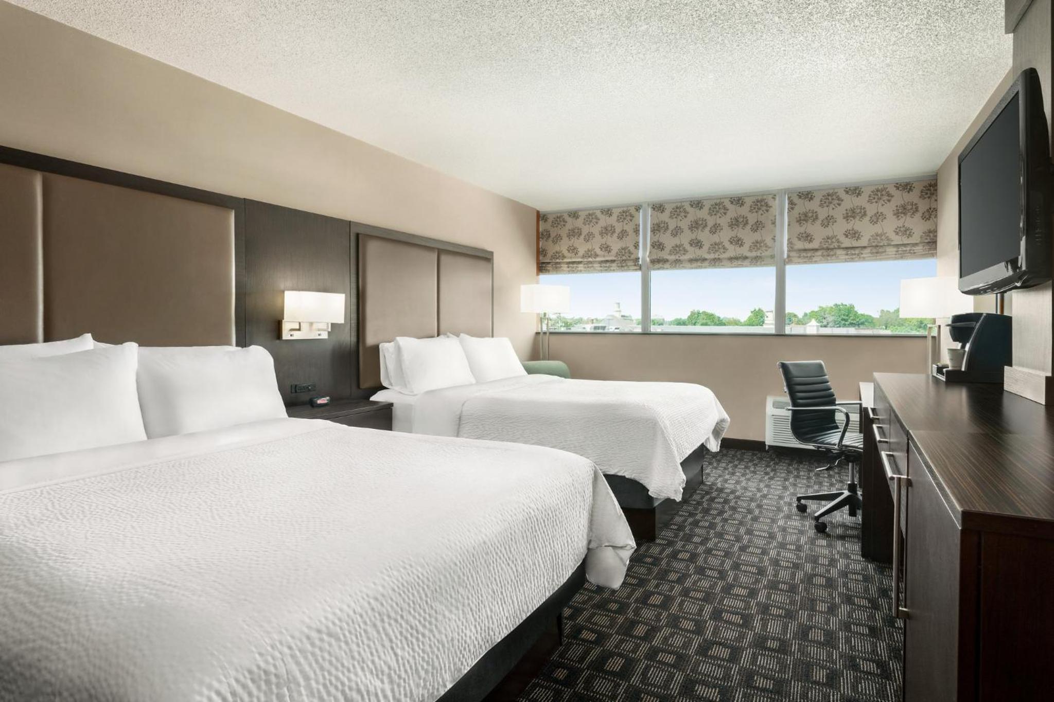 Standard Room with Two Queen Beds