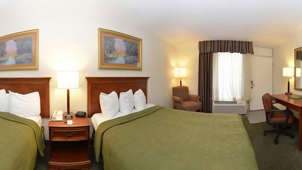 Motel 6 La Place, LA