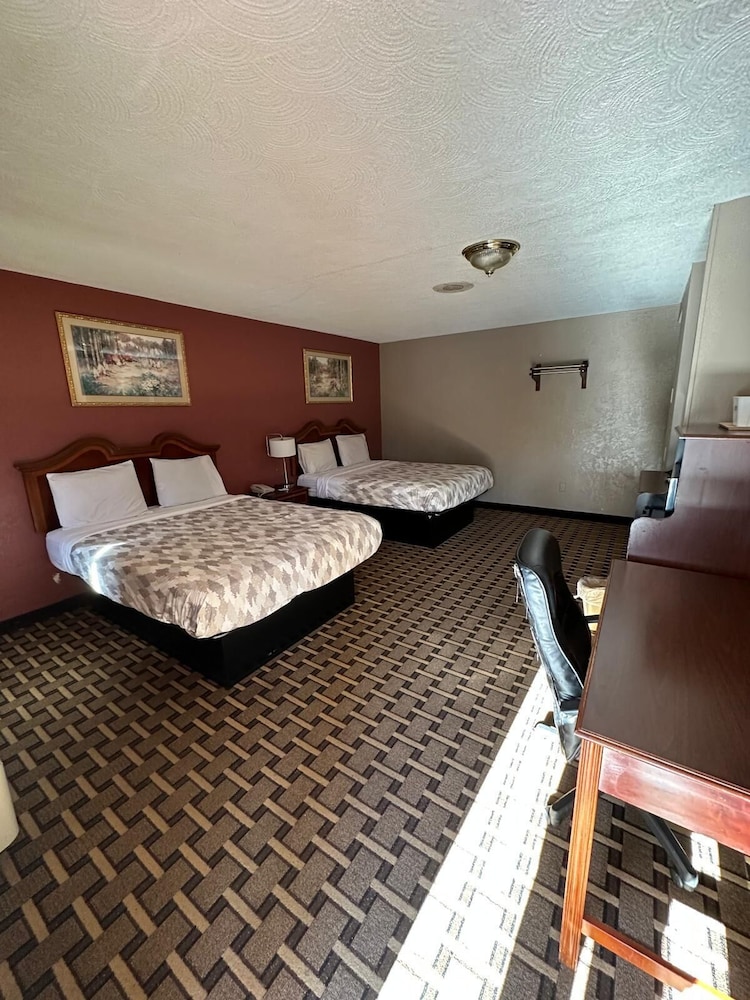 Room, 2 Queen Beds, Non Smoking