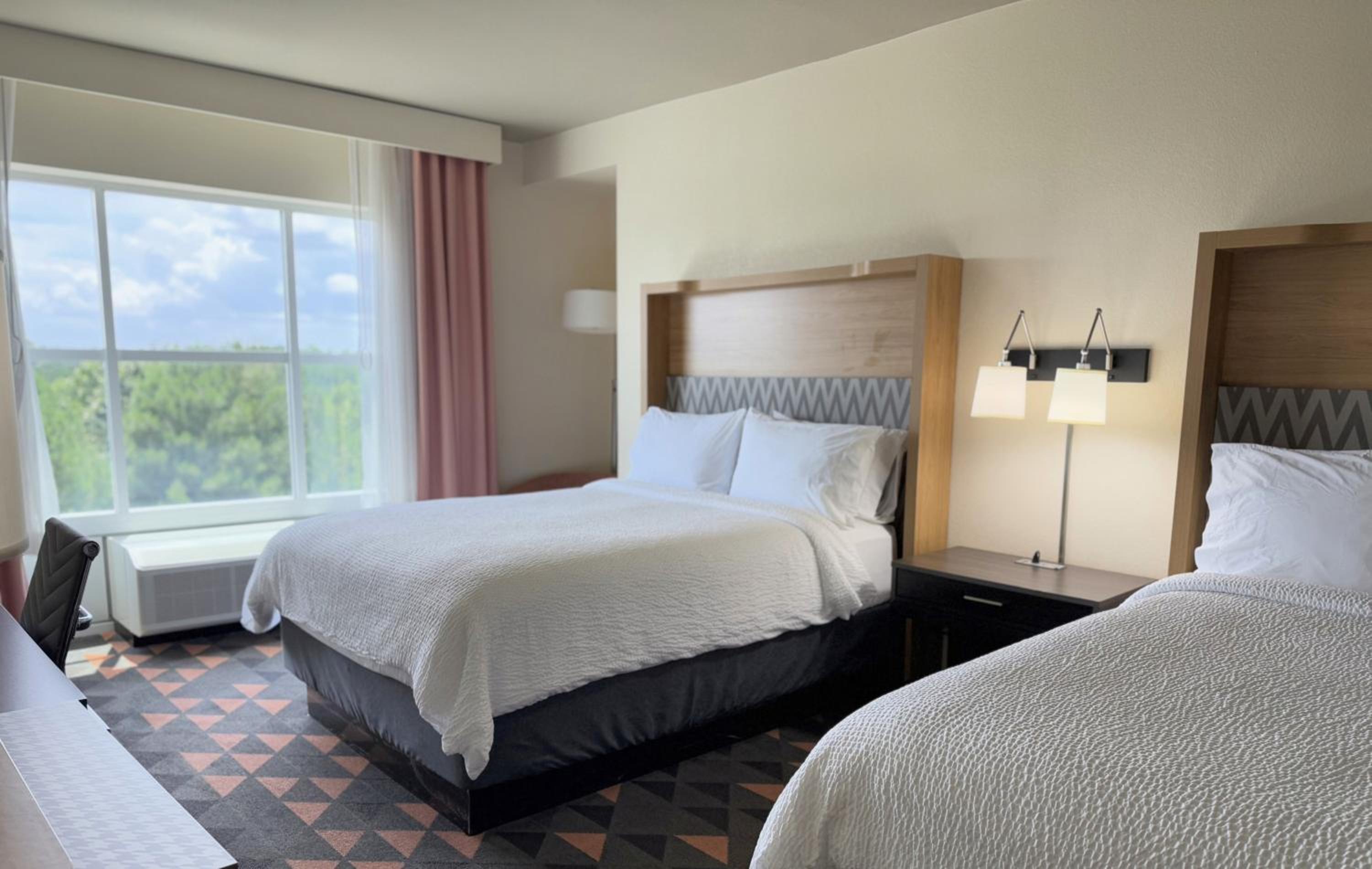 Standard Queen Room with Two Queen Beds