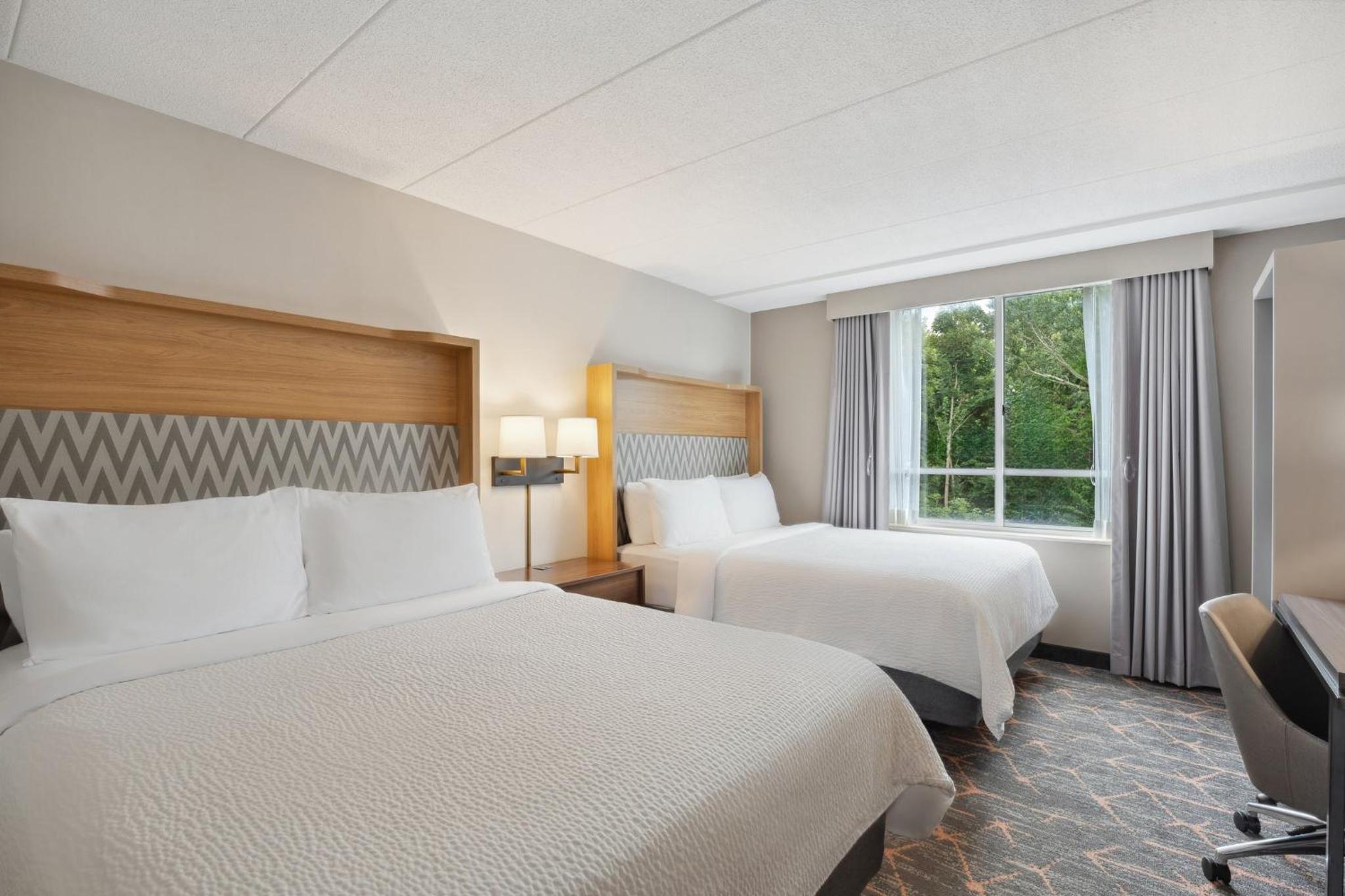 Standard Room with Two Queen Beds