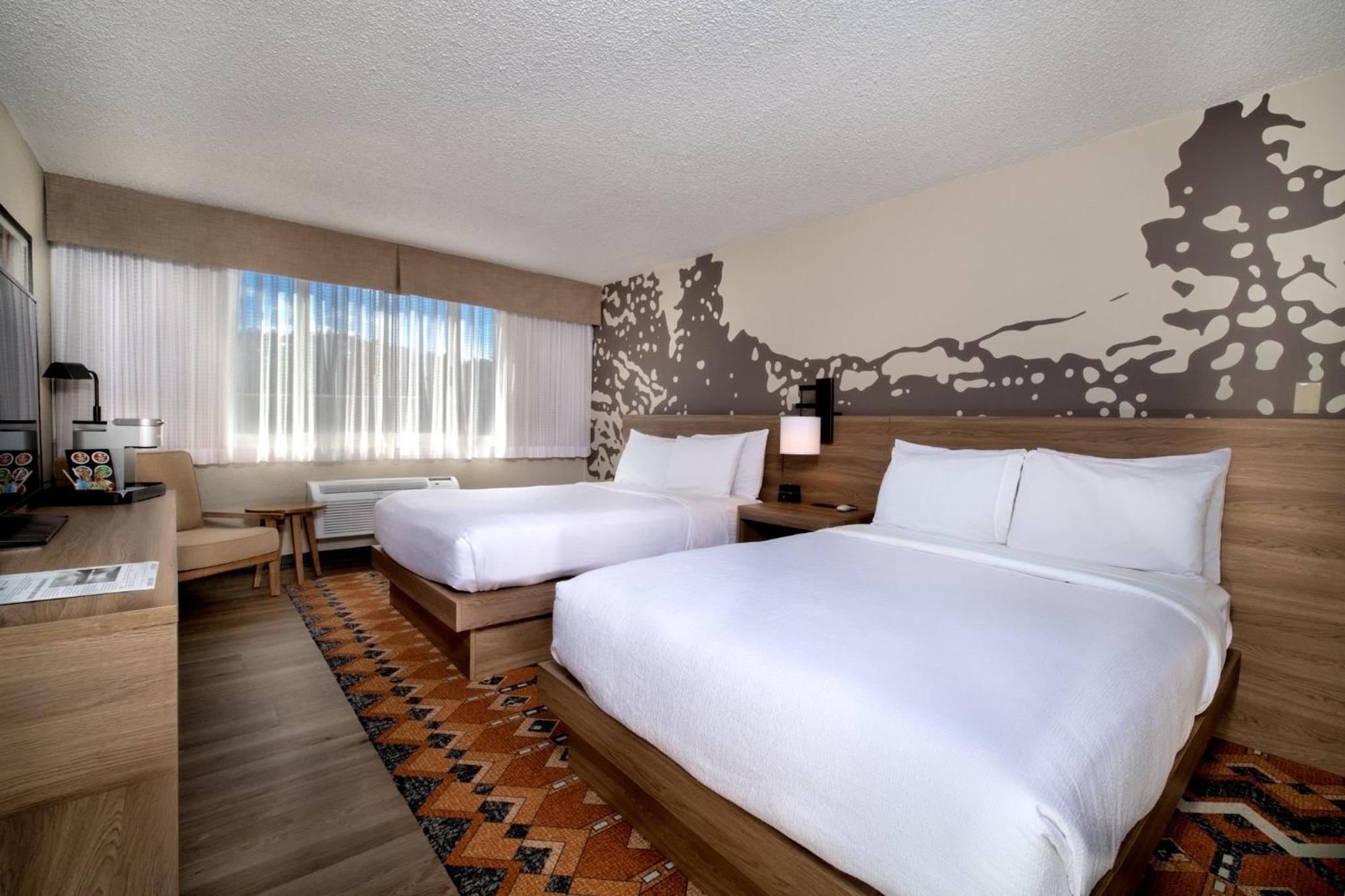Standard Room with Two Queen Beds