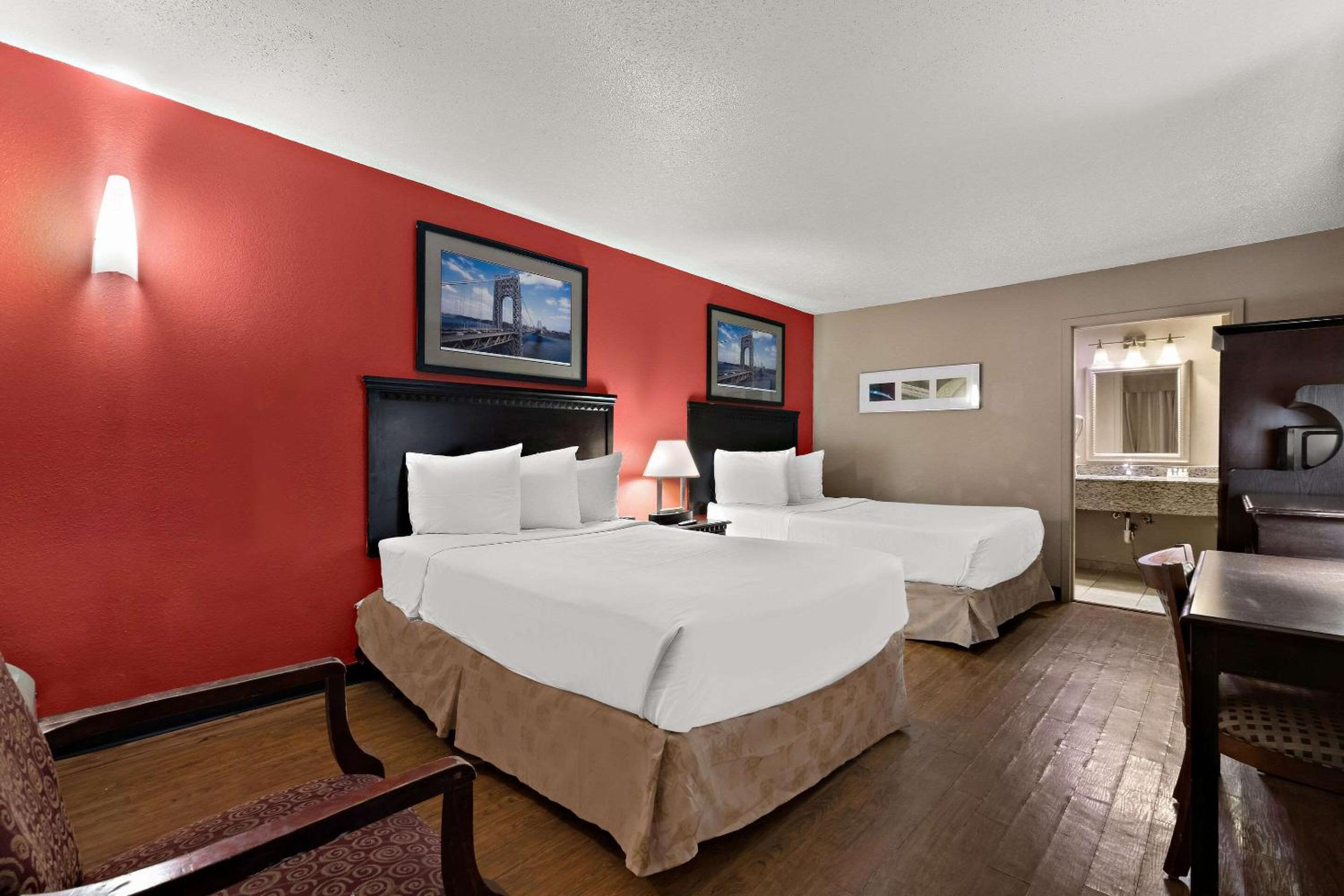 Standard Double Room with Two Double Beds - Non Smoking