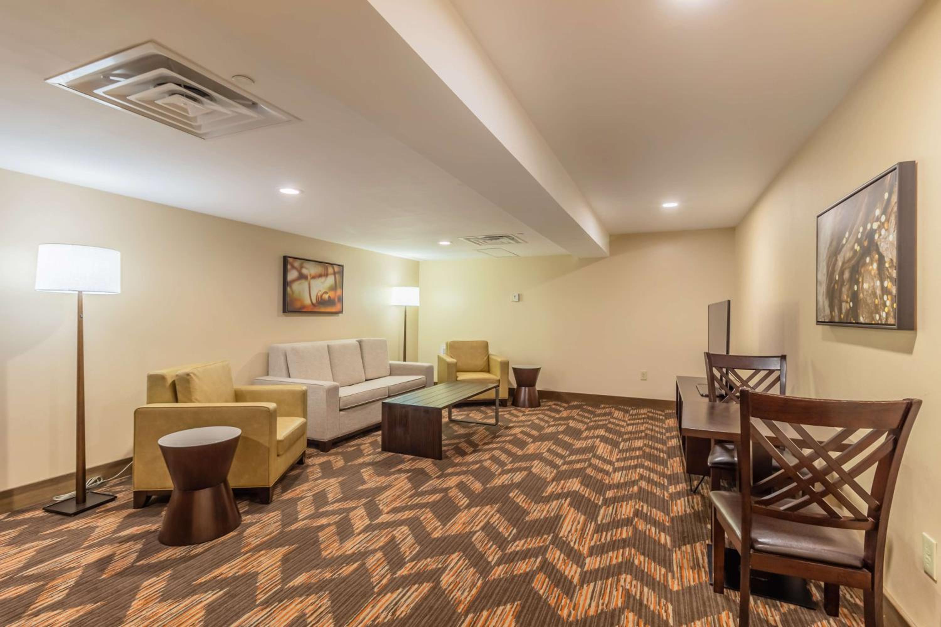 Two-Room King Suite