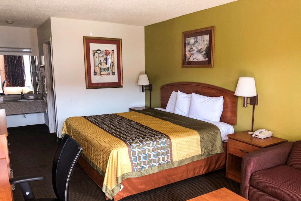 Room, 1 King Bed, Accessible, Non Smoking