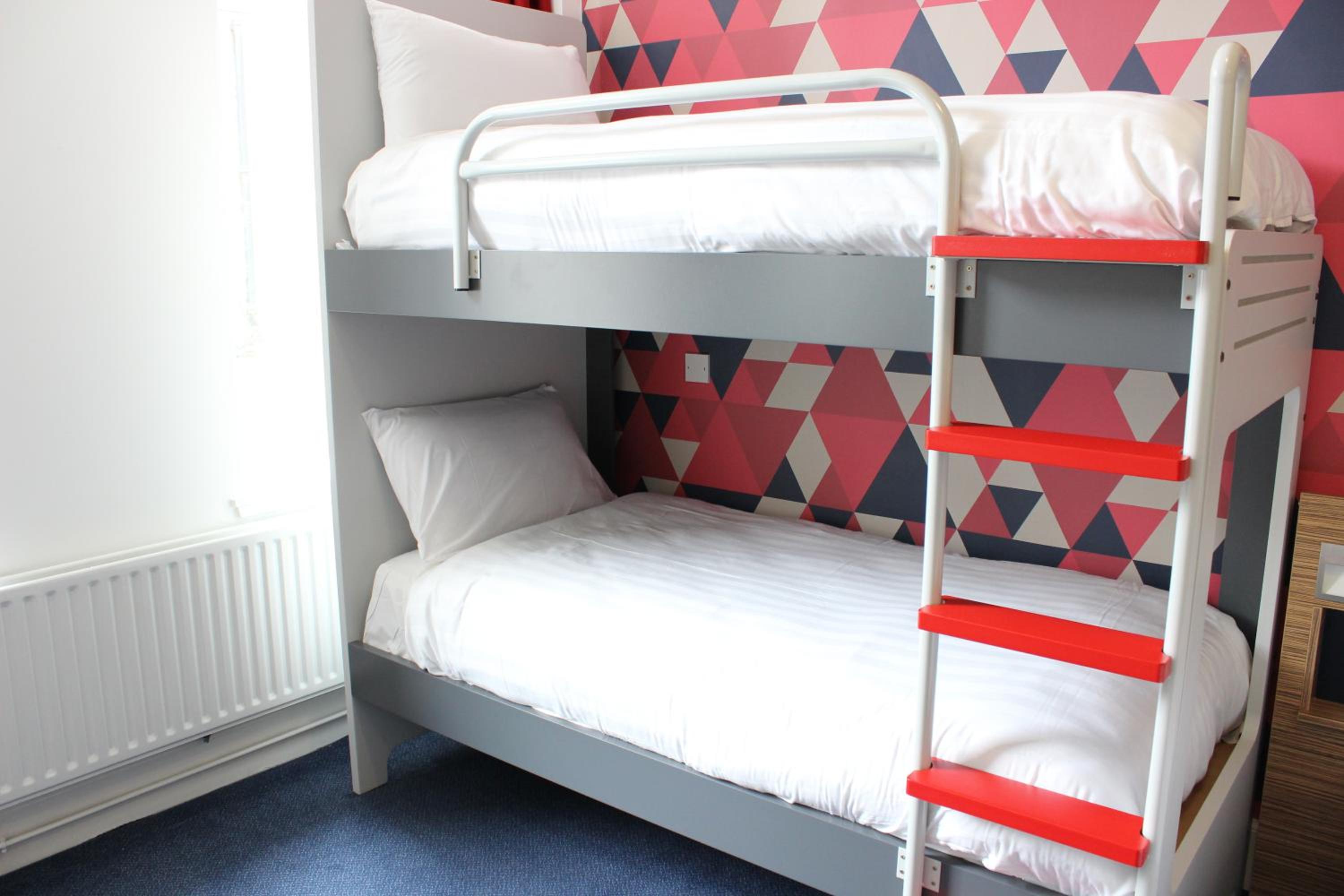 Cabin Twin Room