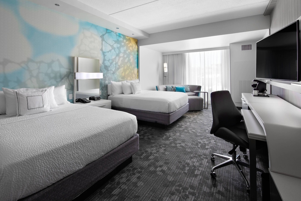 Room, Multiple Beds