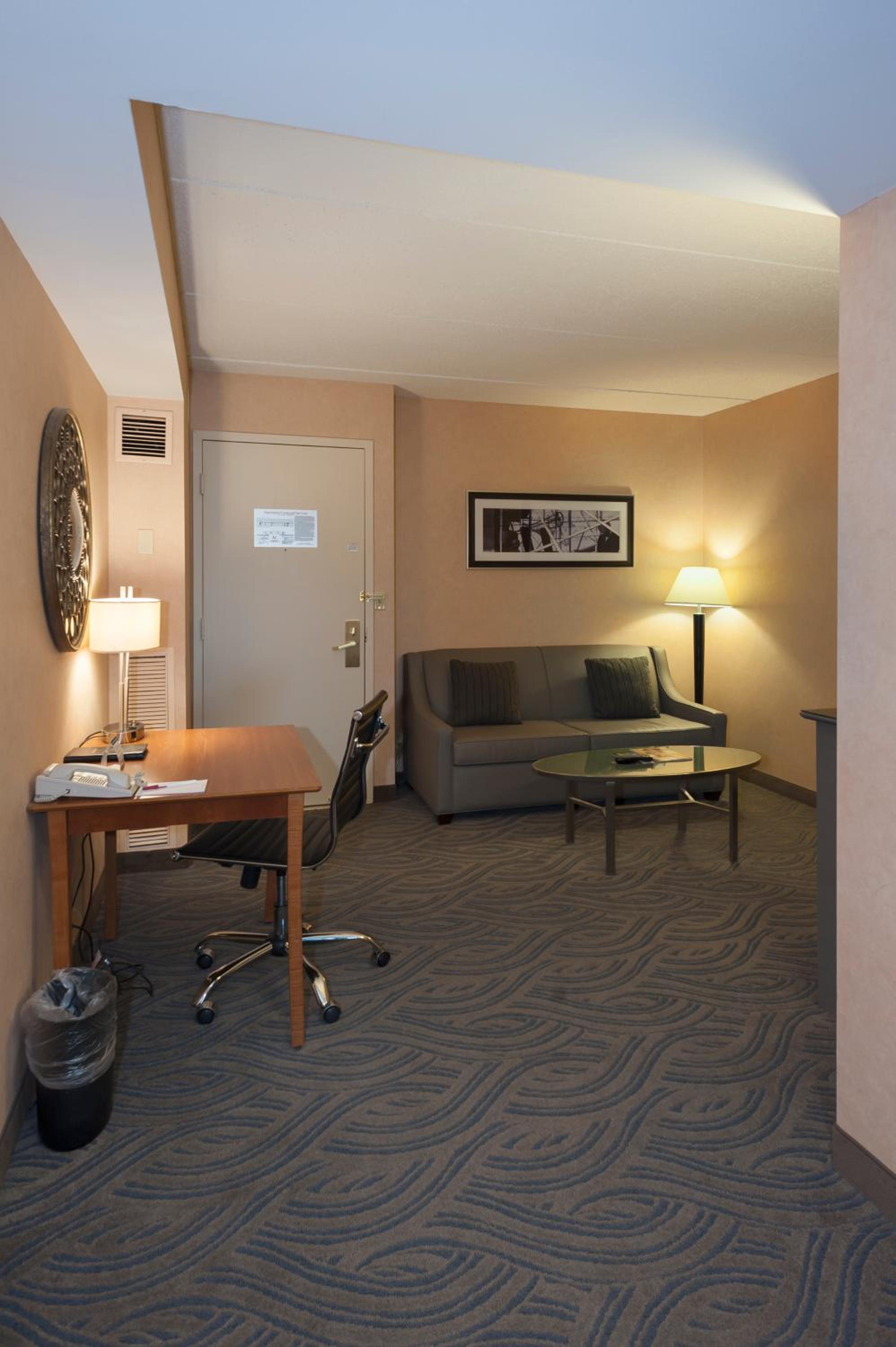 Junior King Suite
