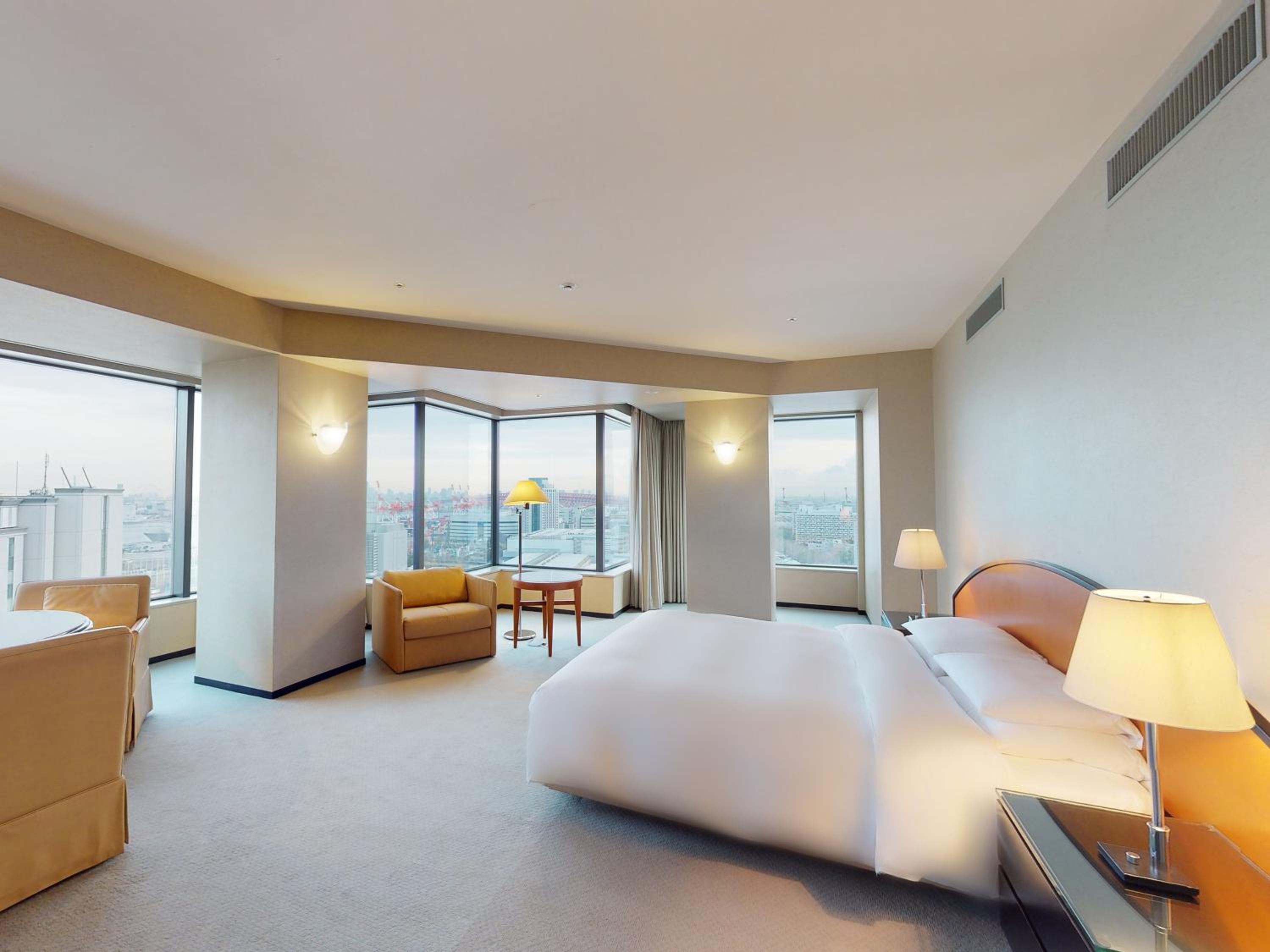 Premier King Room - Club Lounge Access - Non-Smoking