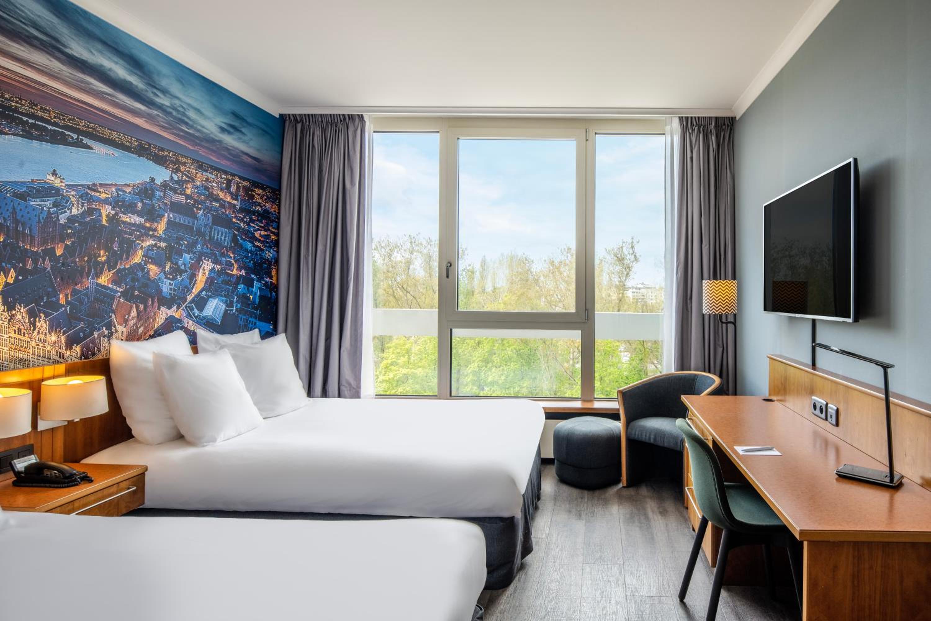 Standard Room with Two Queen Beds