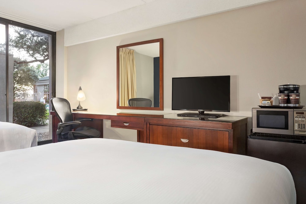 Room, 1 King Bed, Accessible, Non Smoking