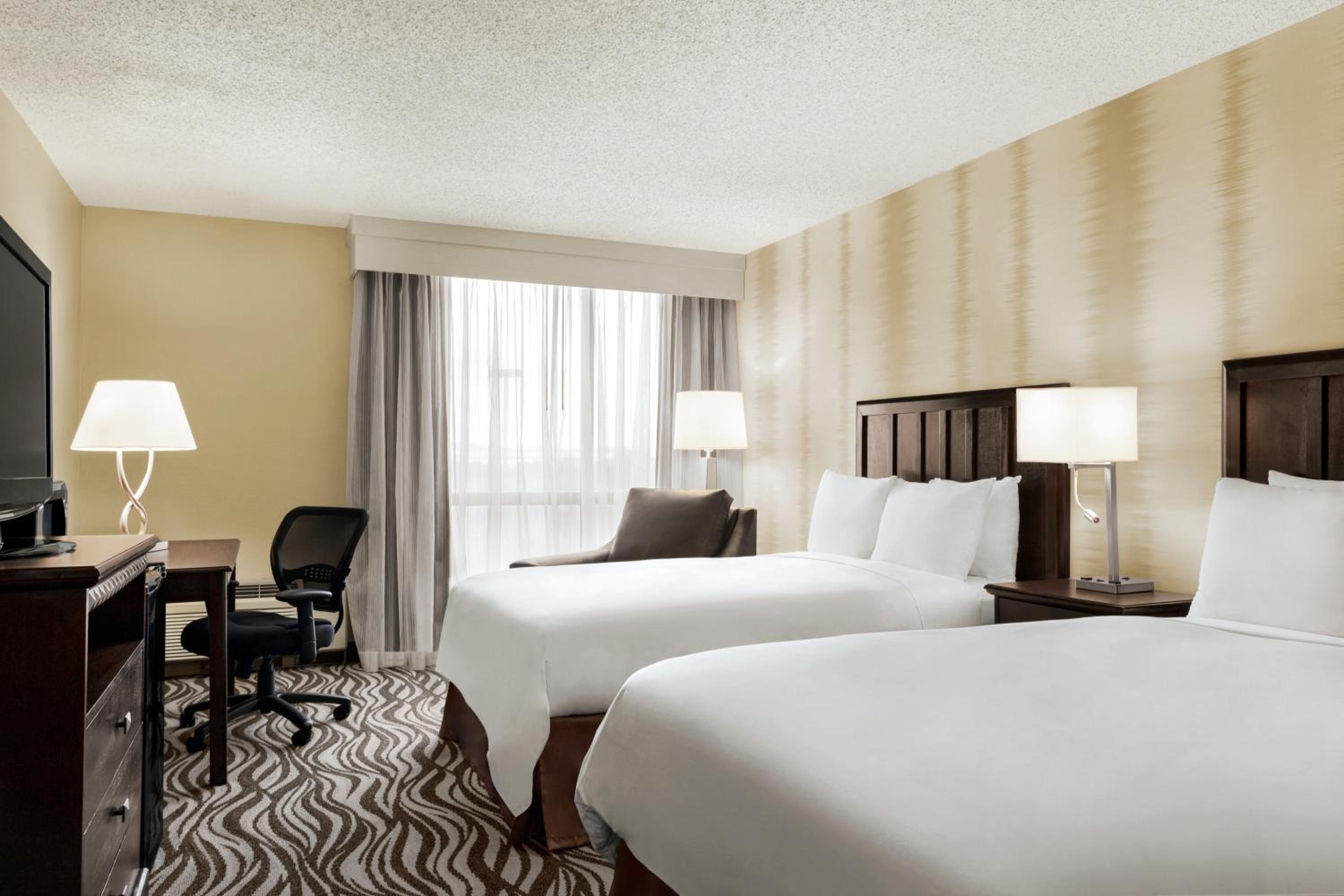 Double Room with Two Double Beds - Non-Smoking