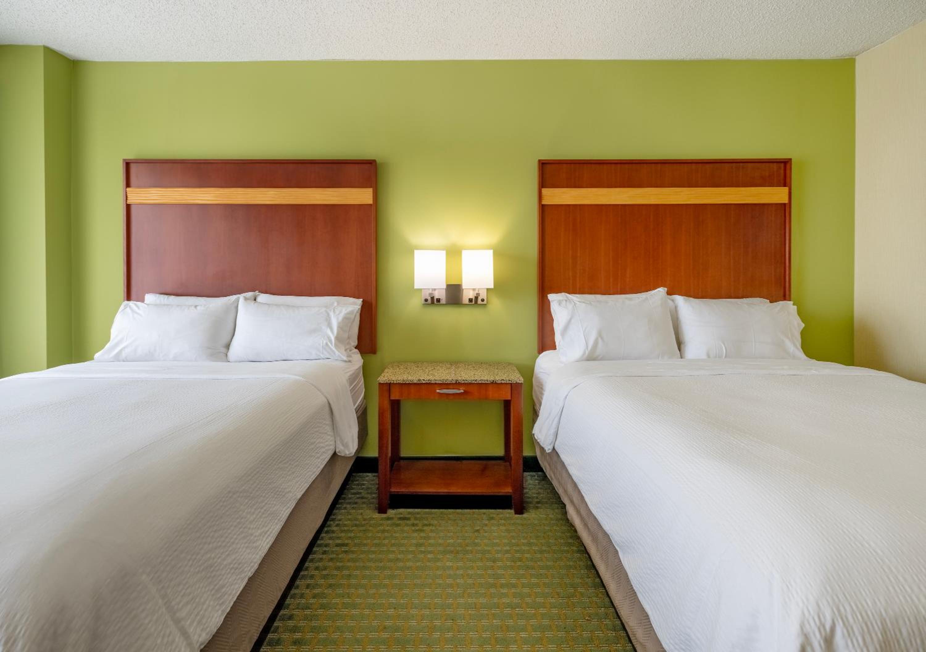 Standard Queen Room with Two Queen Beds and Pool View